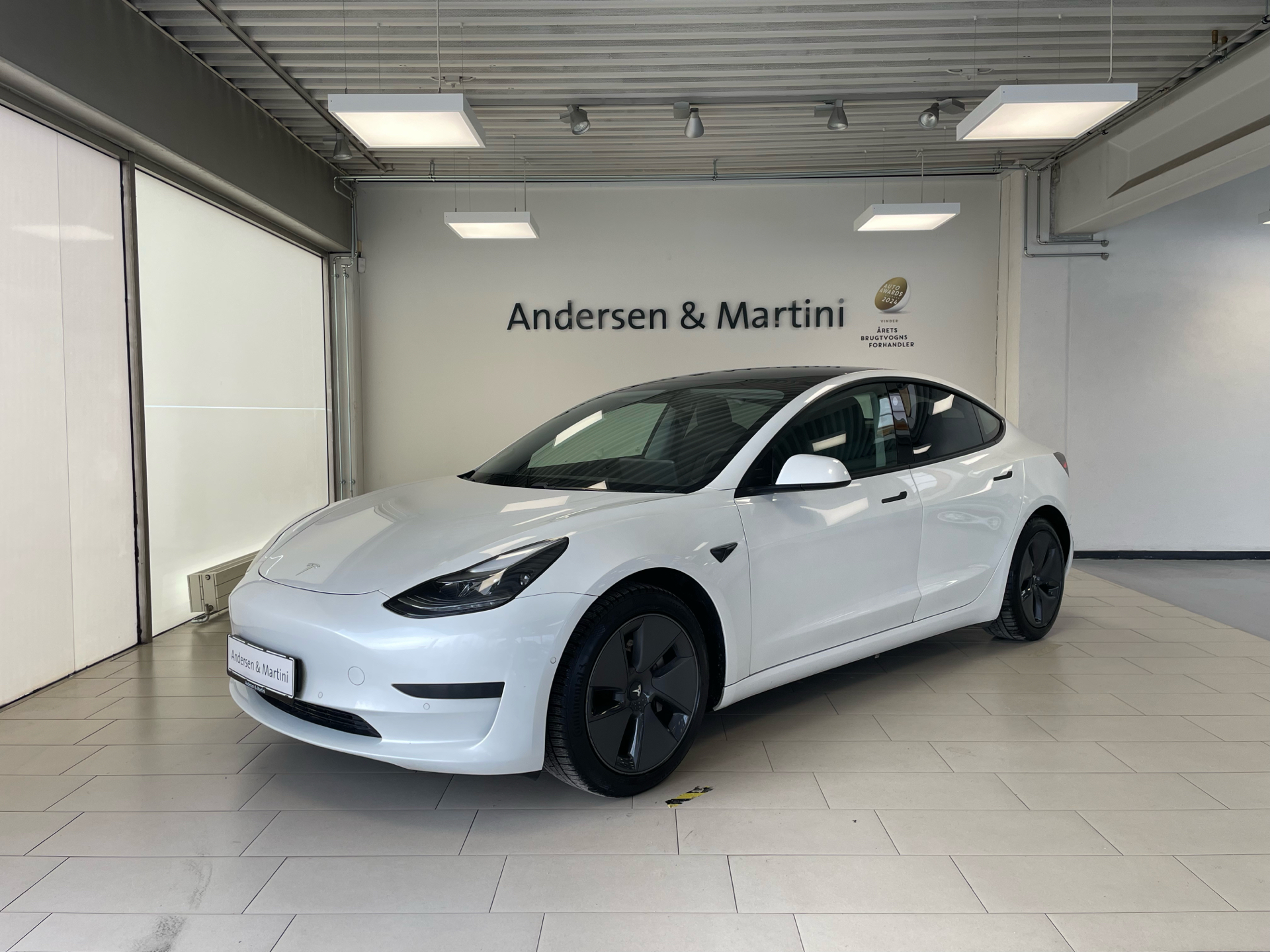 Billede af Tesla Model 3 EL Standard Range Plus 258HK Aut.