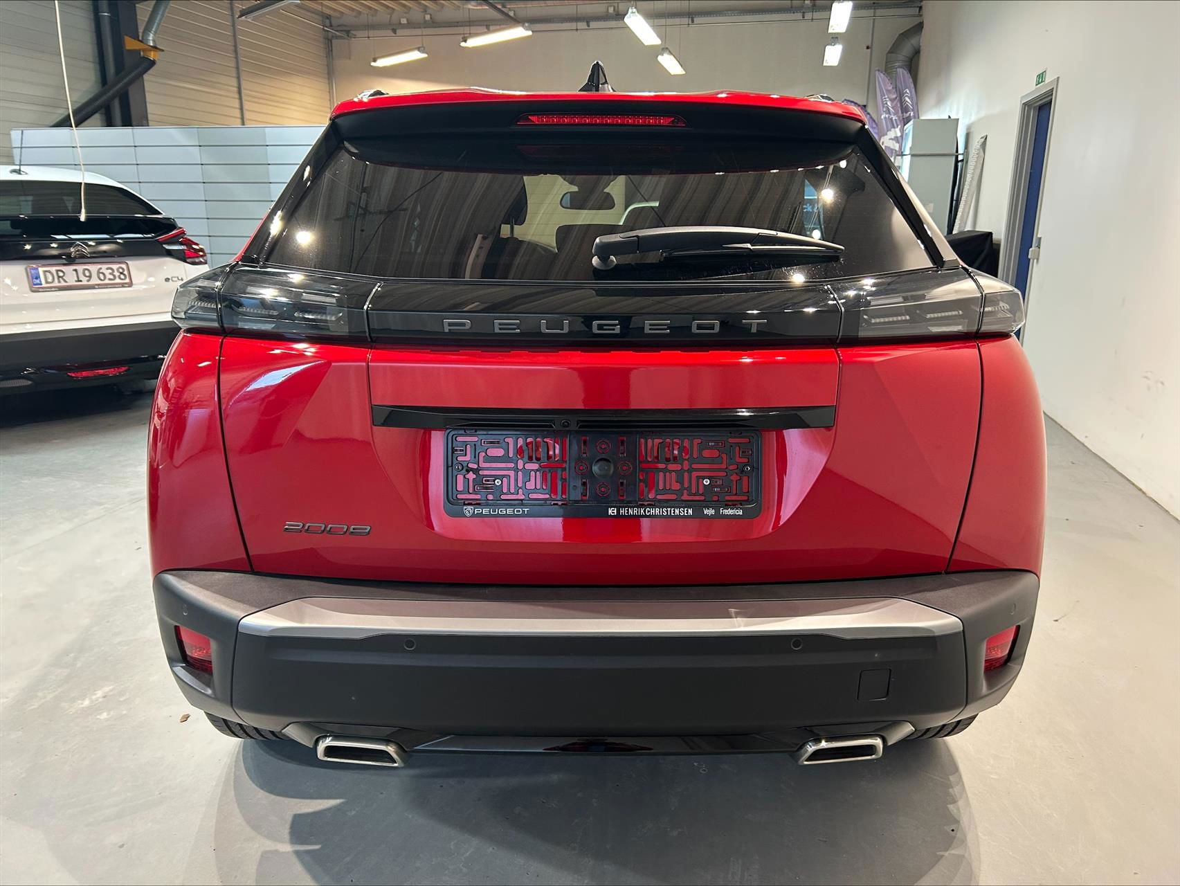 Billede af Peugeot 2008 1,2 PureTech Allure EAT8 130HK 5d 8g Aut.