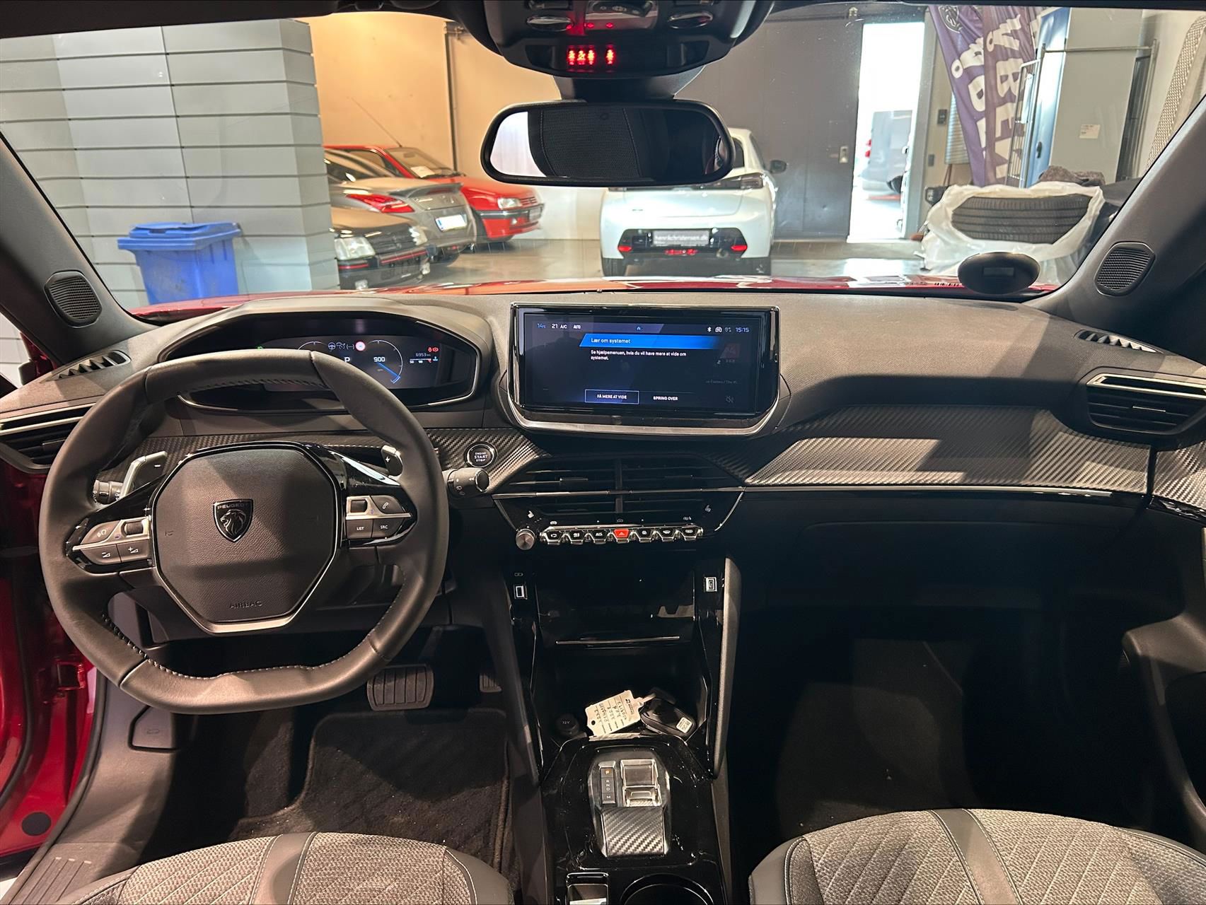 Billede af Peugeot 2008 1,2 PureTech Allure EAT8 130HK 5d 8g Aut.
