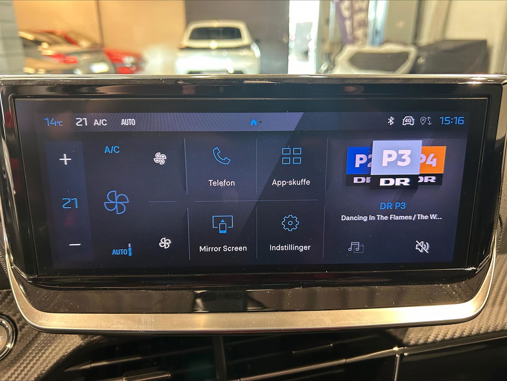 Billede af Peugeot 2008 1,2 PureTech Allure EAT8 130HK 5d 8g Aut.