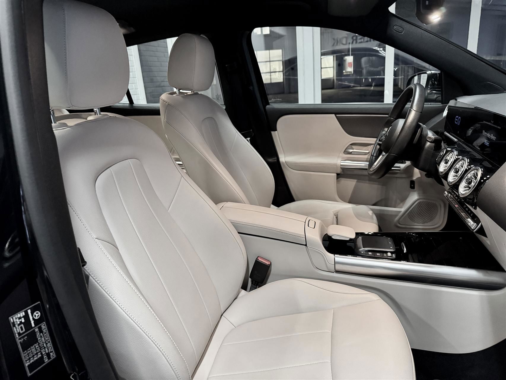 Billede af Mercedes-Benz EQA 250 EL 190HK 5d Aut.