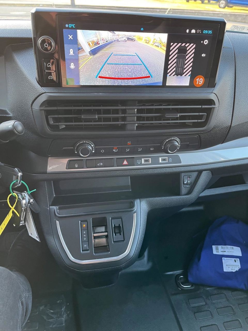 Billede af Citroën Jumpy L3 2,0 Blue HDi Flexline EAT8 145HK Van 8g Aut.