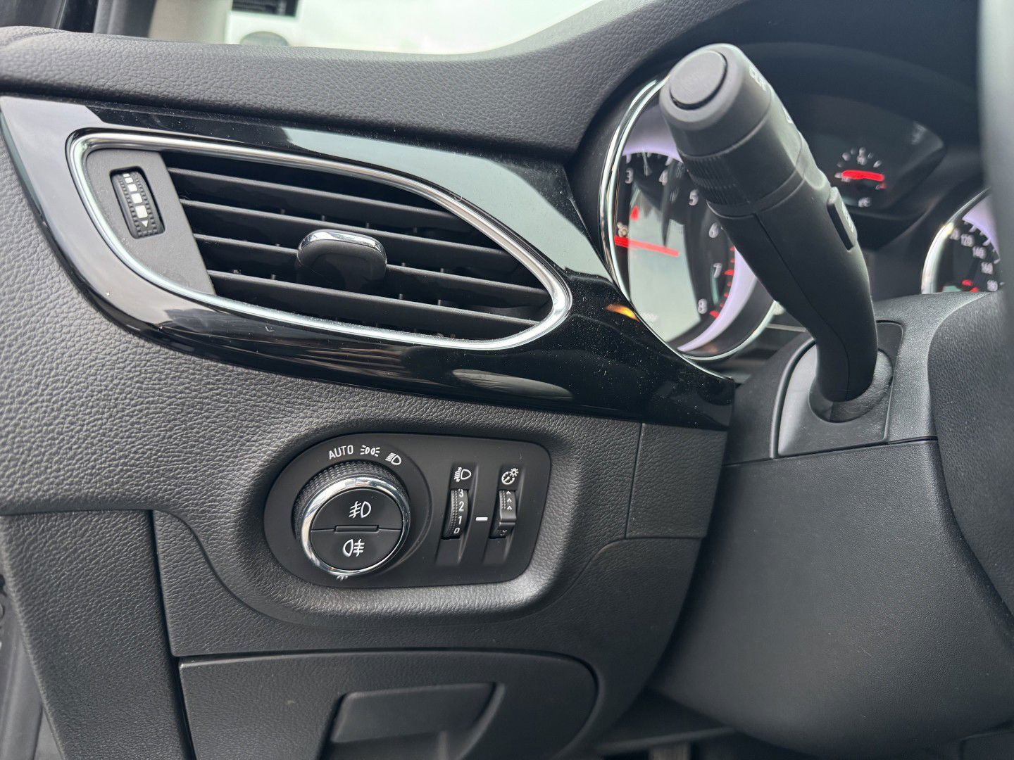 Billede af Opel Astra 1,2 Turbo Elegance 110HK 5d 6g