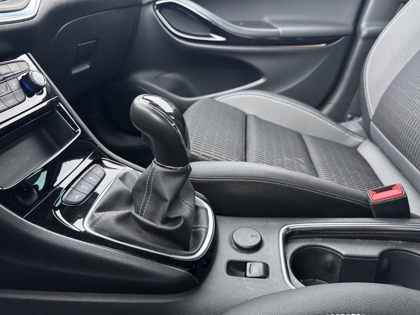 Billede af Opel Astra 1,2 Turbo Elegance 110HK 5d 6g