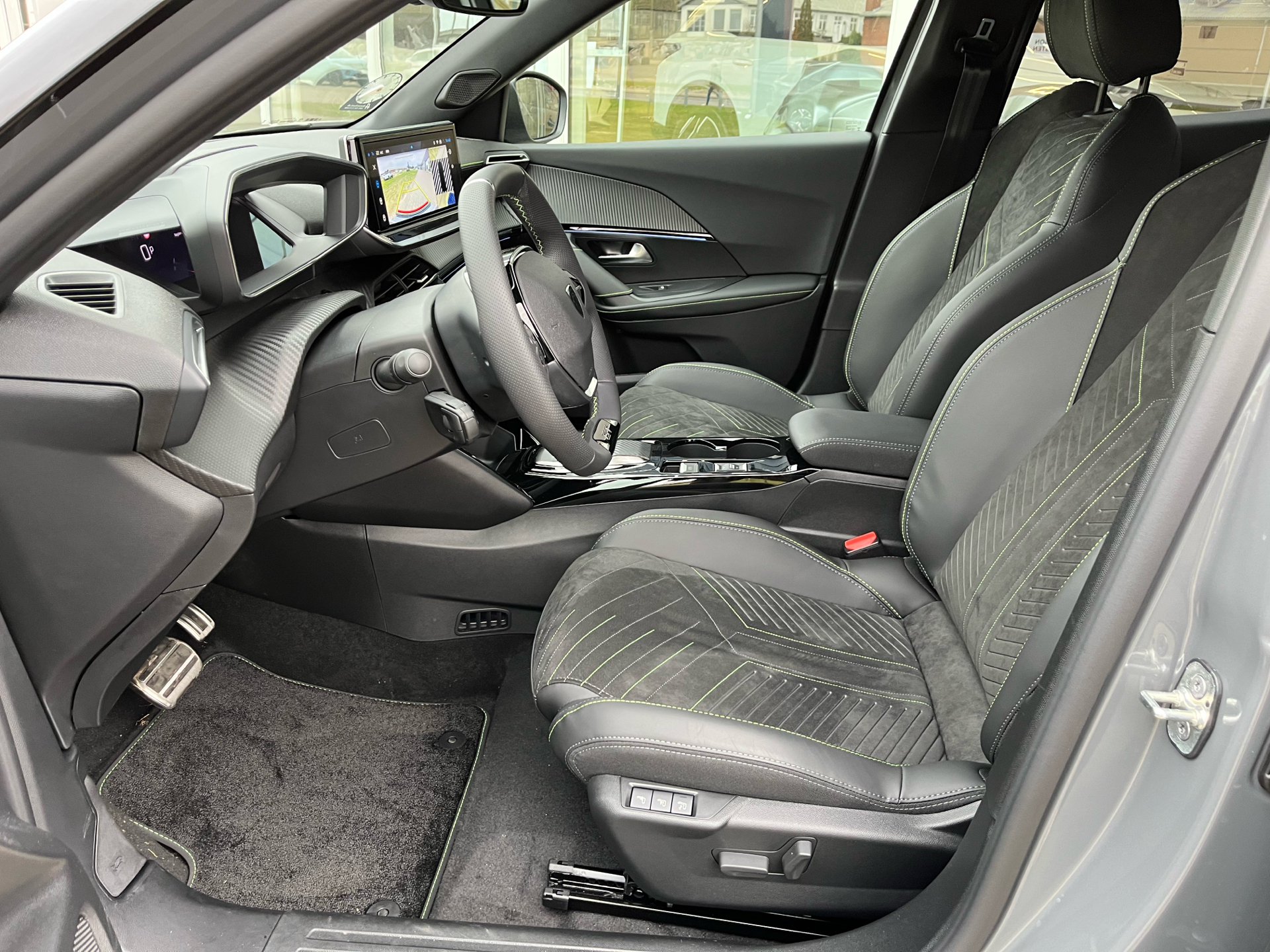 Billede af Peugeot e-2008 EL GT 156HK 5d Aut.