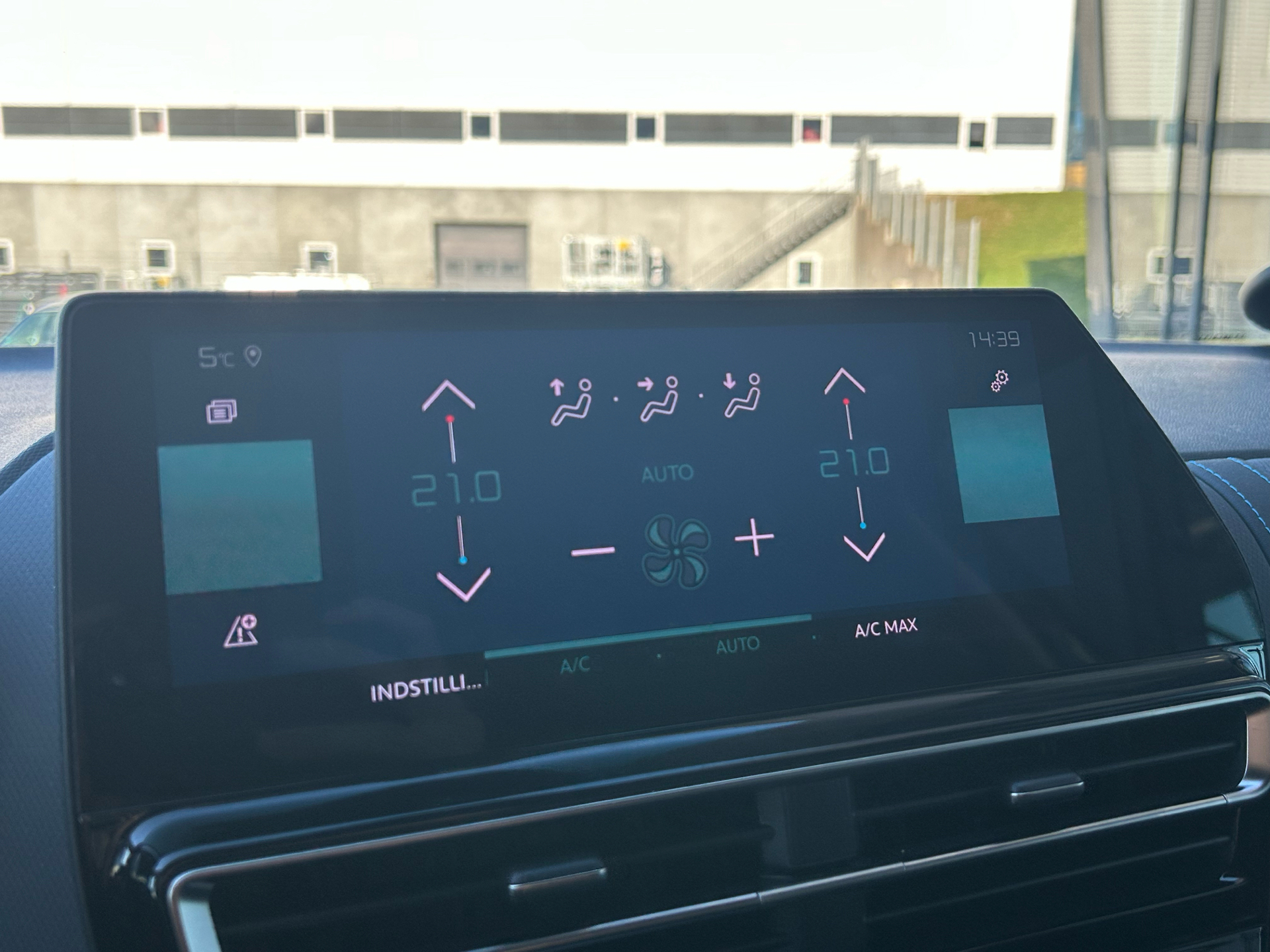 Billede af Citroën C5 Aircross 1,6 Plugin-hybrid Prestige EAT8 225HK 5d 8g Aut.
