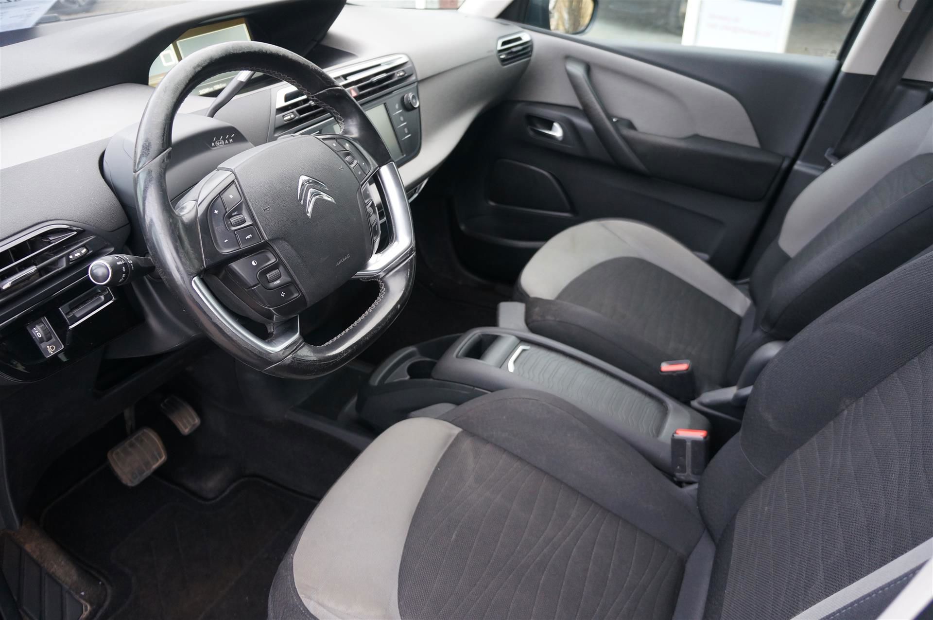 Billede af Citroën Grand C4 Picasso 1,6 e-HDi Intensive ETG6 115HK 6g Aut.