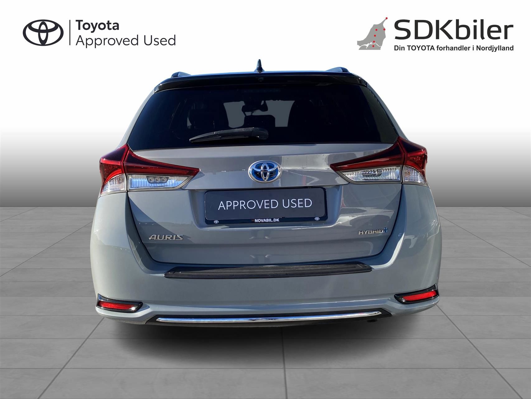 Billede af Toyota Auris Touring Sports 1,8 Hybrid H2 Selected Bi-tone 136HK Stc Aut.