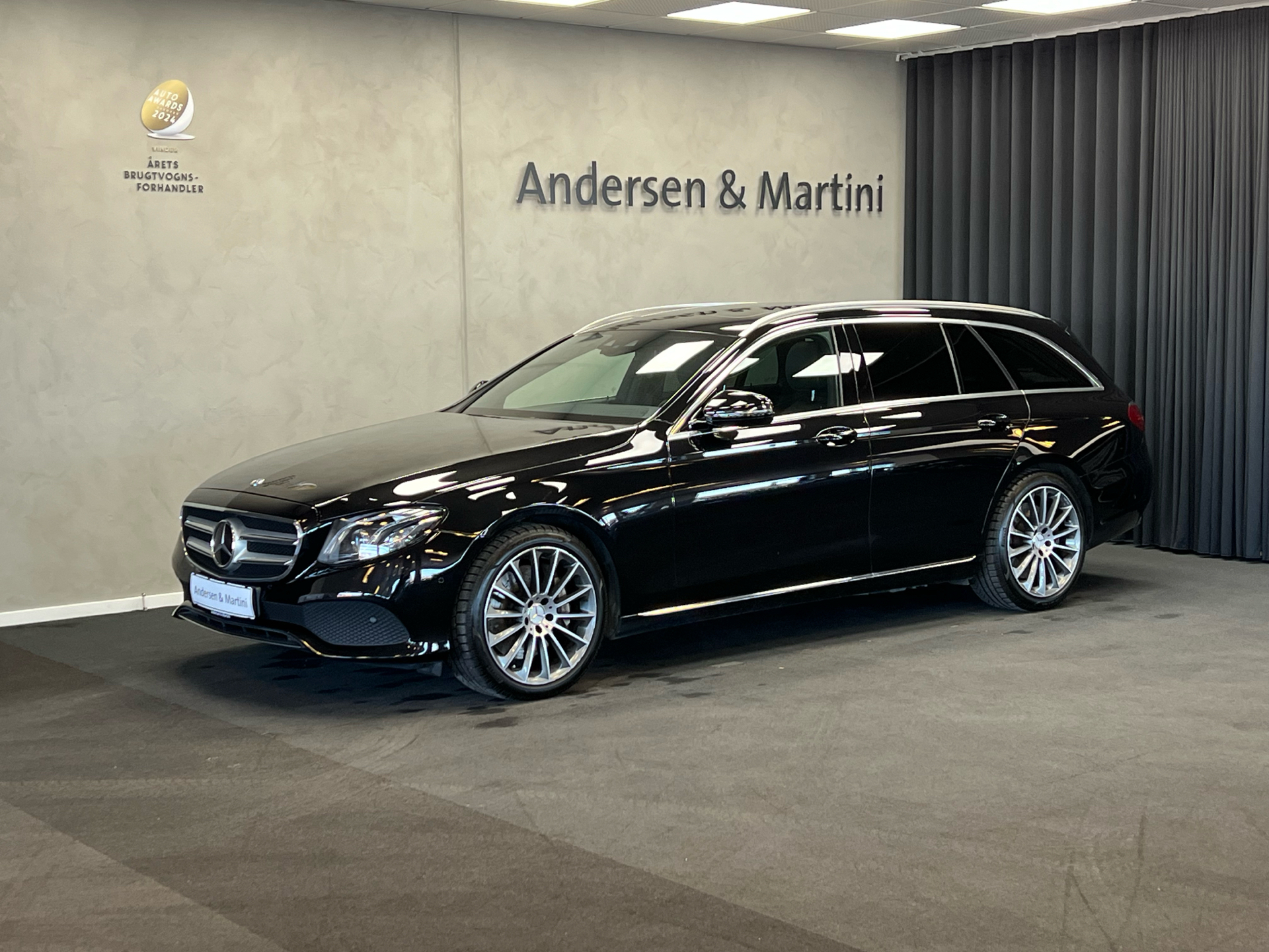 Billede af Mercedes-Benz E400 T 3,5 V6 4Matic 9G-Tronic 333HK Stc Aut.