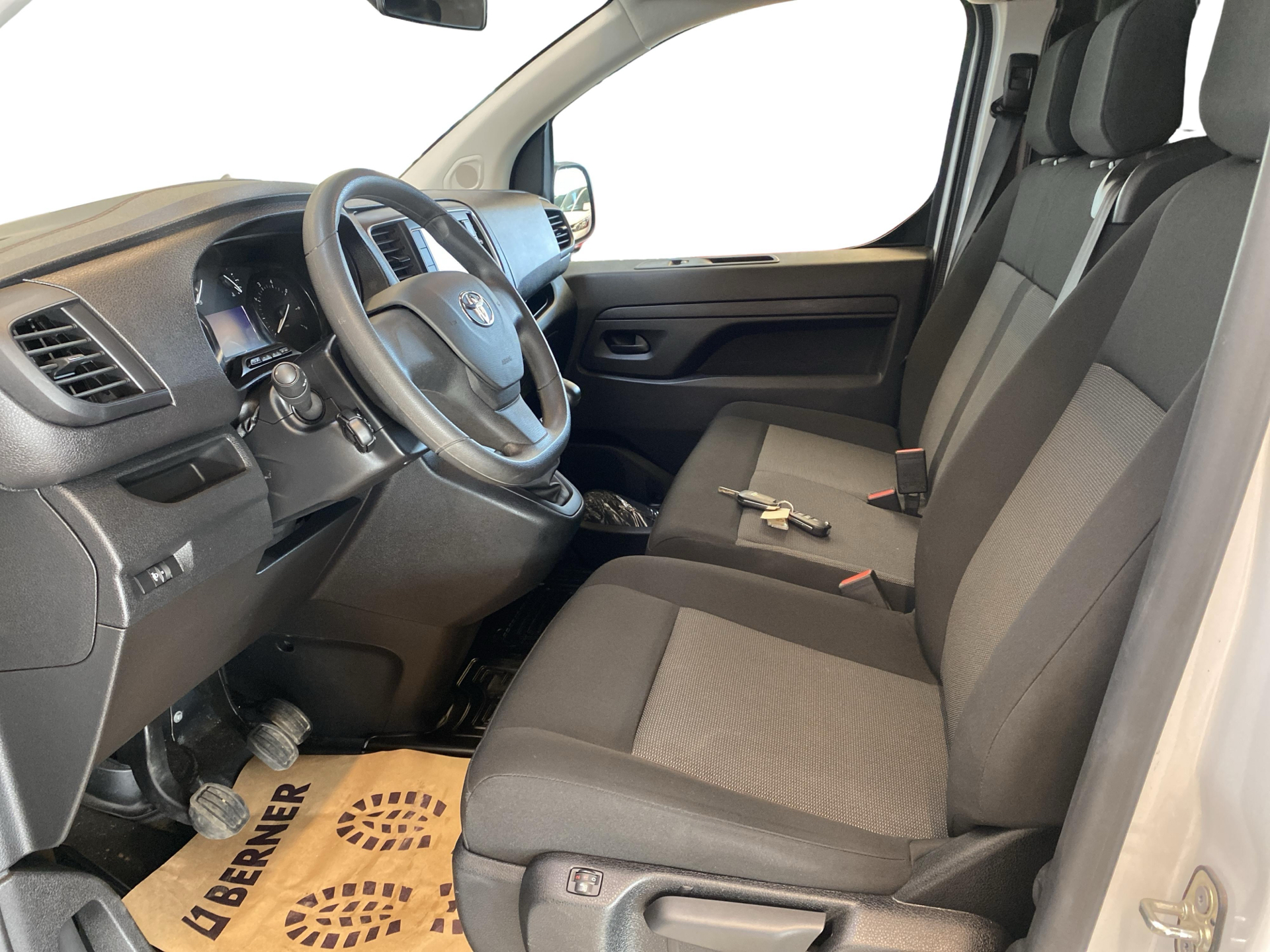 Billede af Toyota Proace Long 2,0 D Comfort 144HK Van 6g