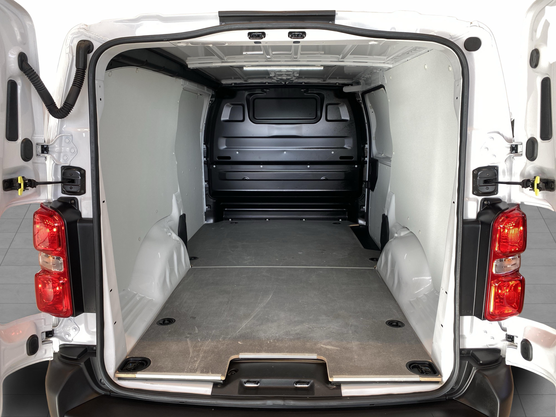 Billede af Toyota Proace Long 2,0 D Comfort 144HK Van 6g