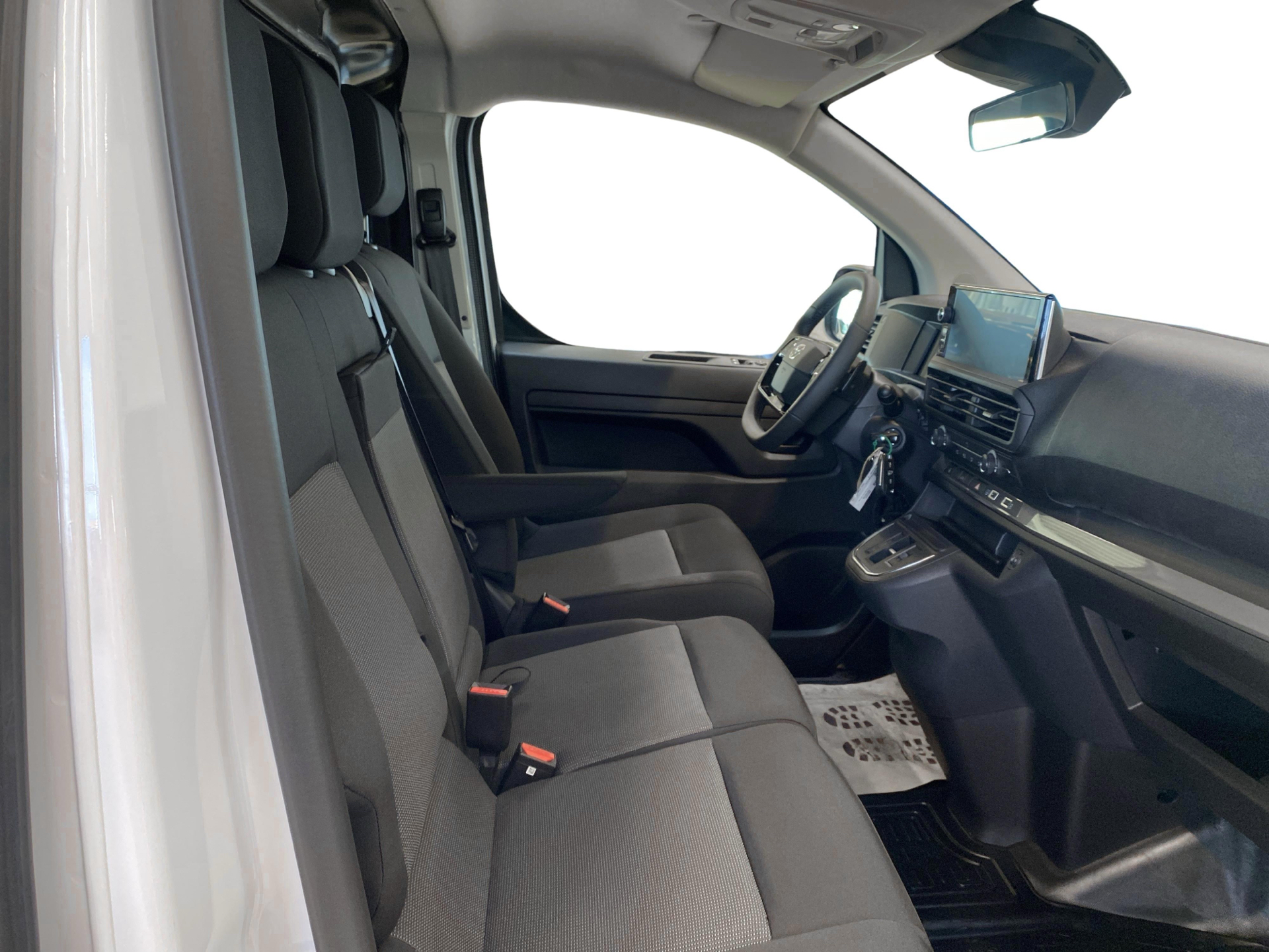 Billede af Toyota Proace Long 2,0 D Comfort Master m/Alm adskillelse - SmartCargo 144HK Van 8g Aut.