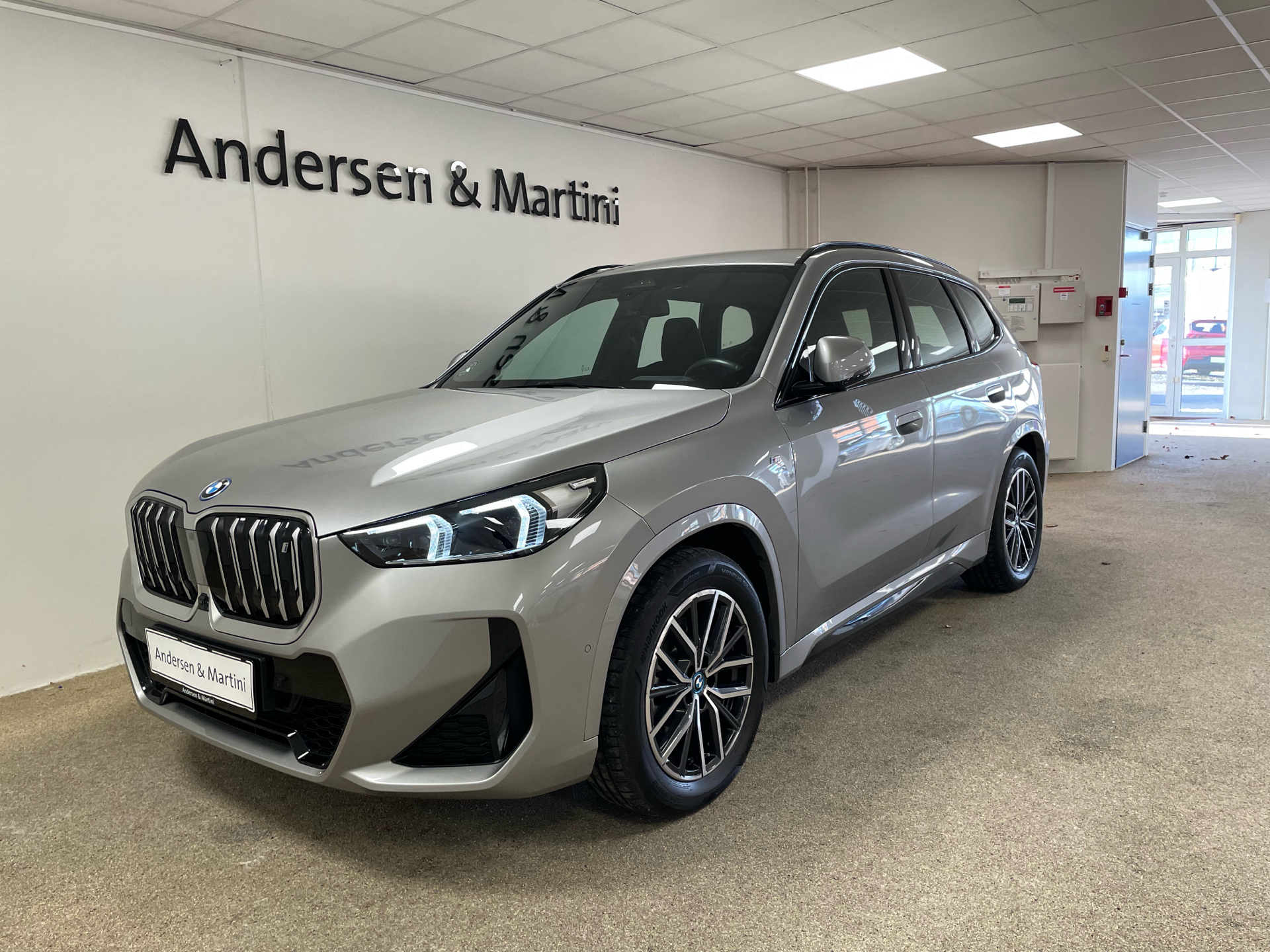 Billede af BMW iX1 xDrive30 EL Fully Charged 4x4 313HK 5d Aut.