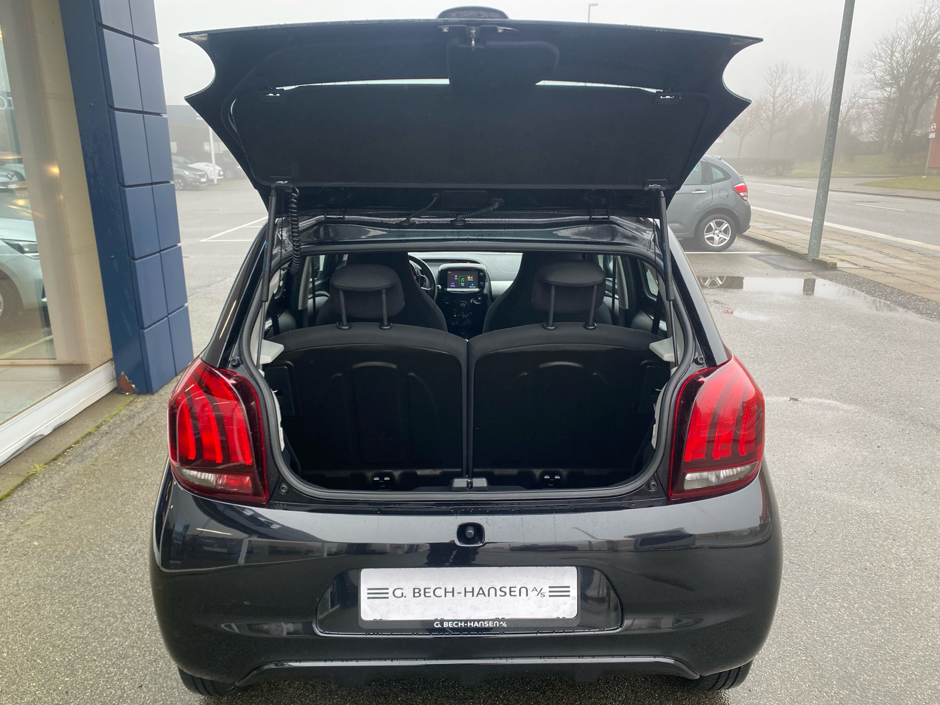 Billede af Peugeot 108 1,0 e-Vti More+ 69HK 5d