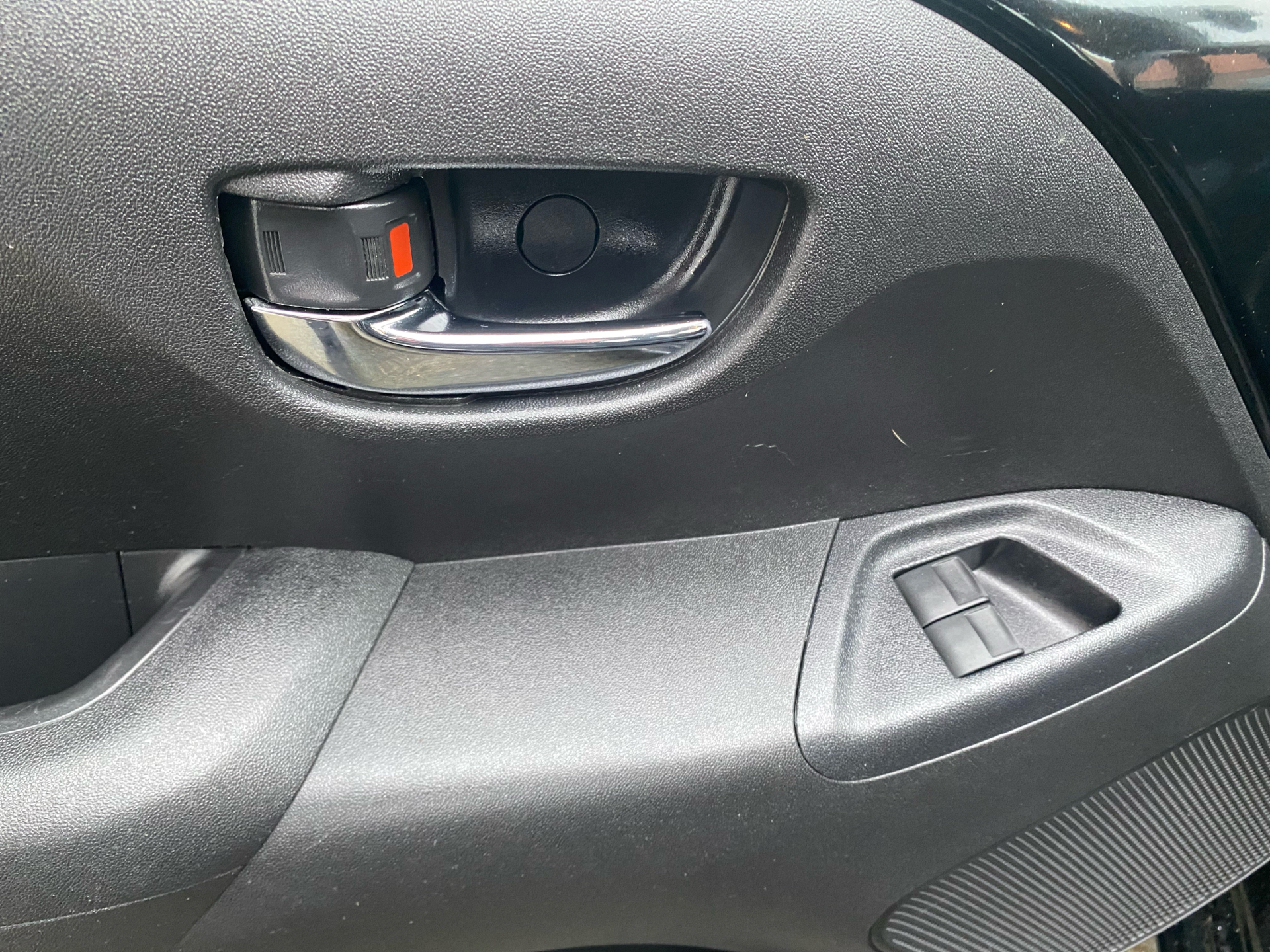 Billede af Peugeot 108 1,0 e-Vti More+ 69HK 5d