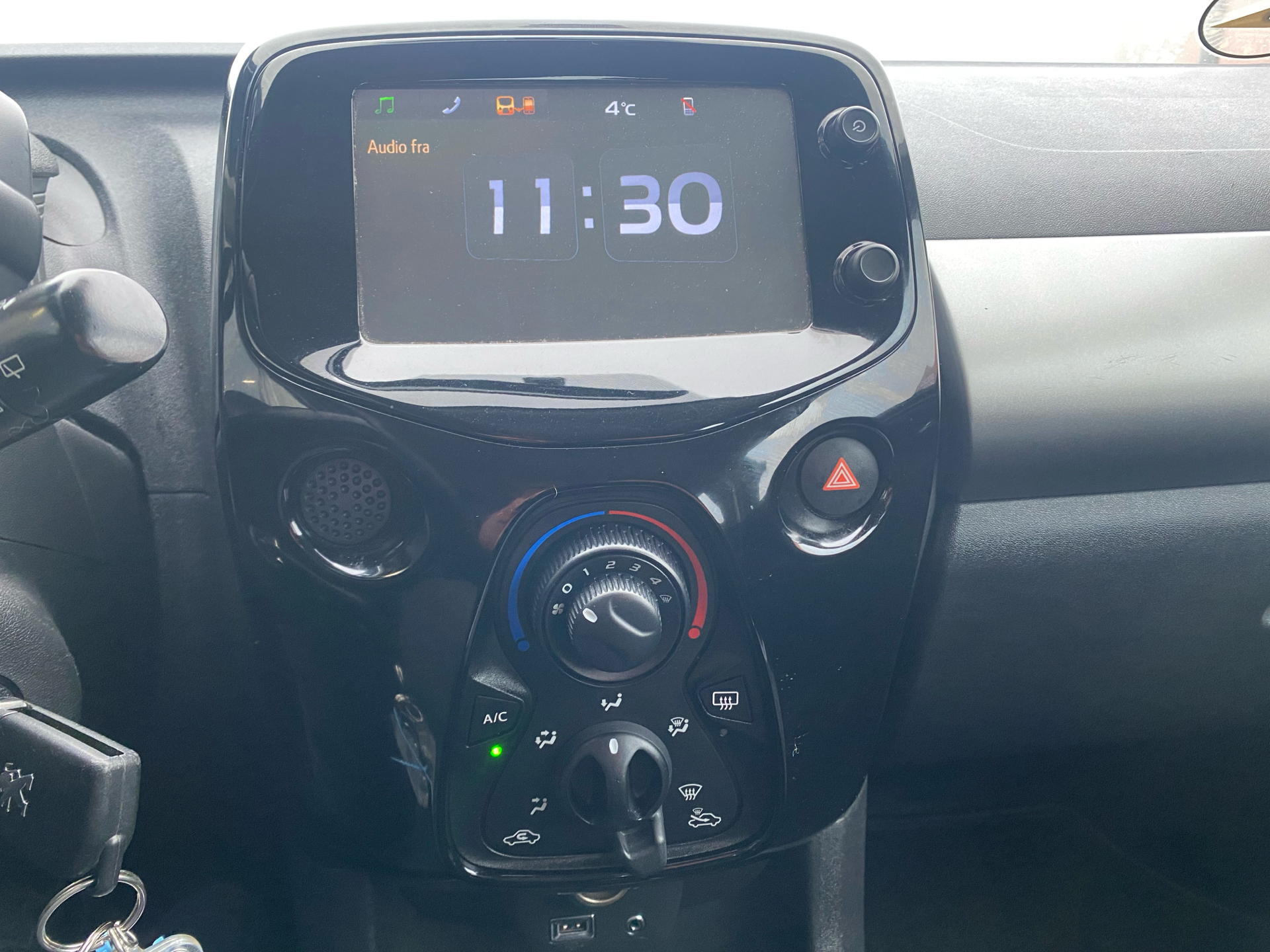 Billede af Peugeot 108 1,0 e-Vti More+ 69HK 5d