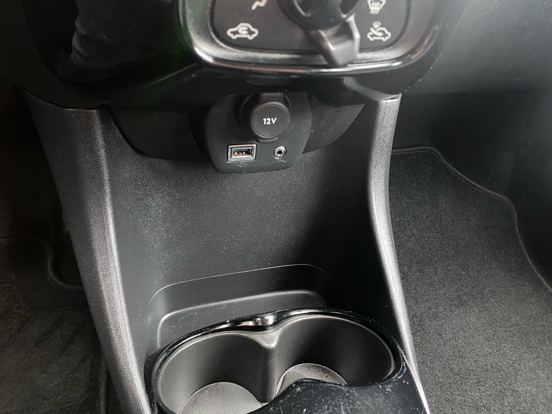 Billede af Peugeot 108 1,0 e-Vti More+ 69HK 5d