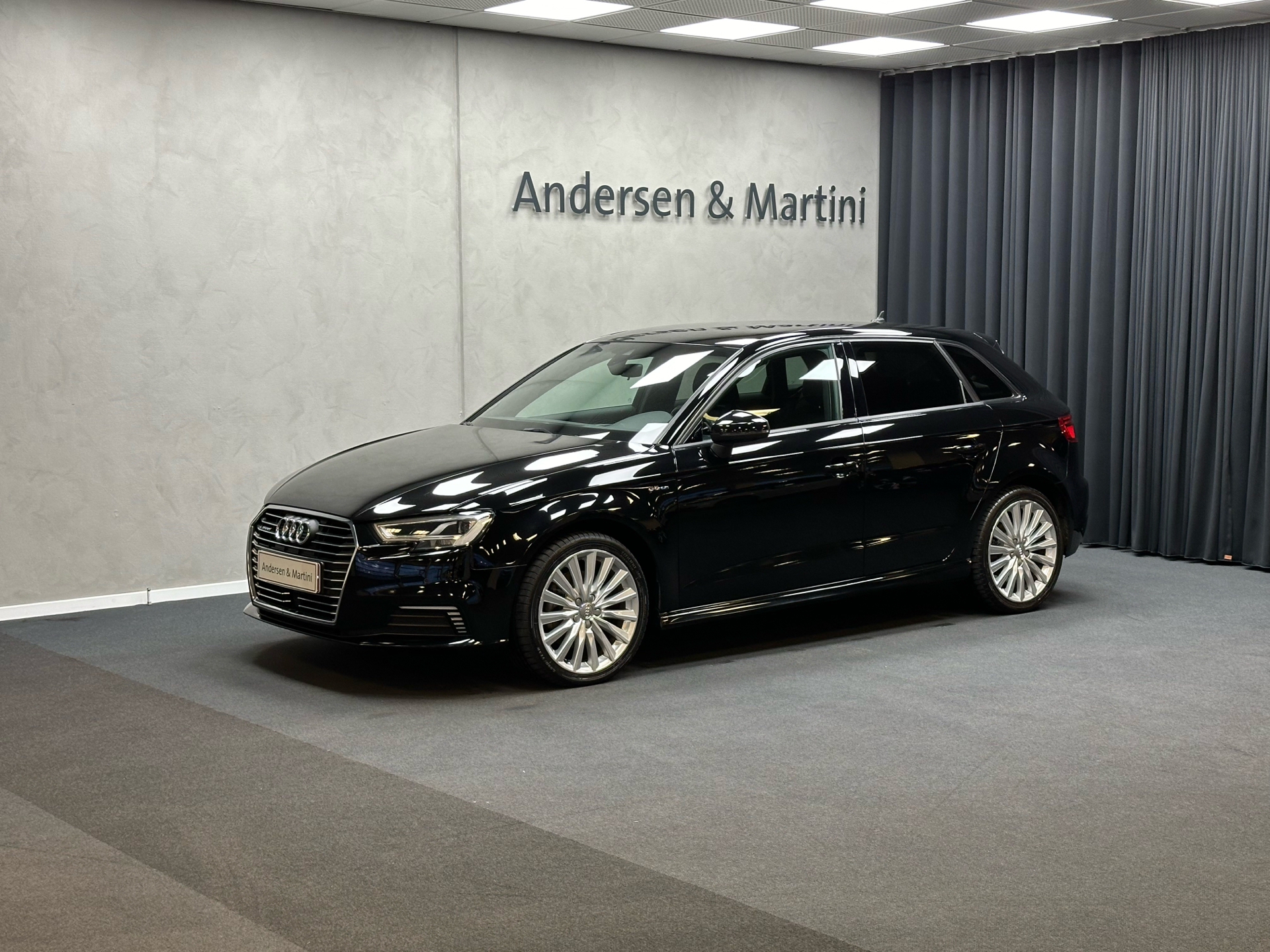 Billede af Audi A3 Sportback 1,4 E-tron  Plugin-hybrid Sport S Tronic 204HK 5d 6g Aut.