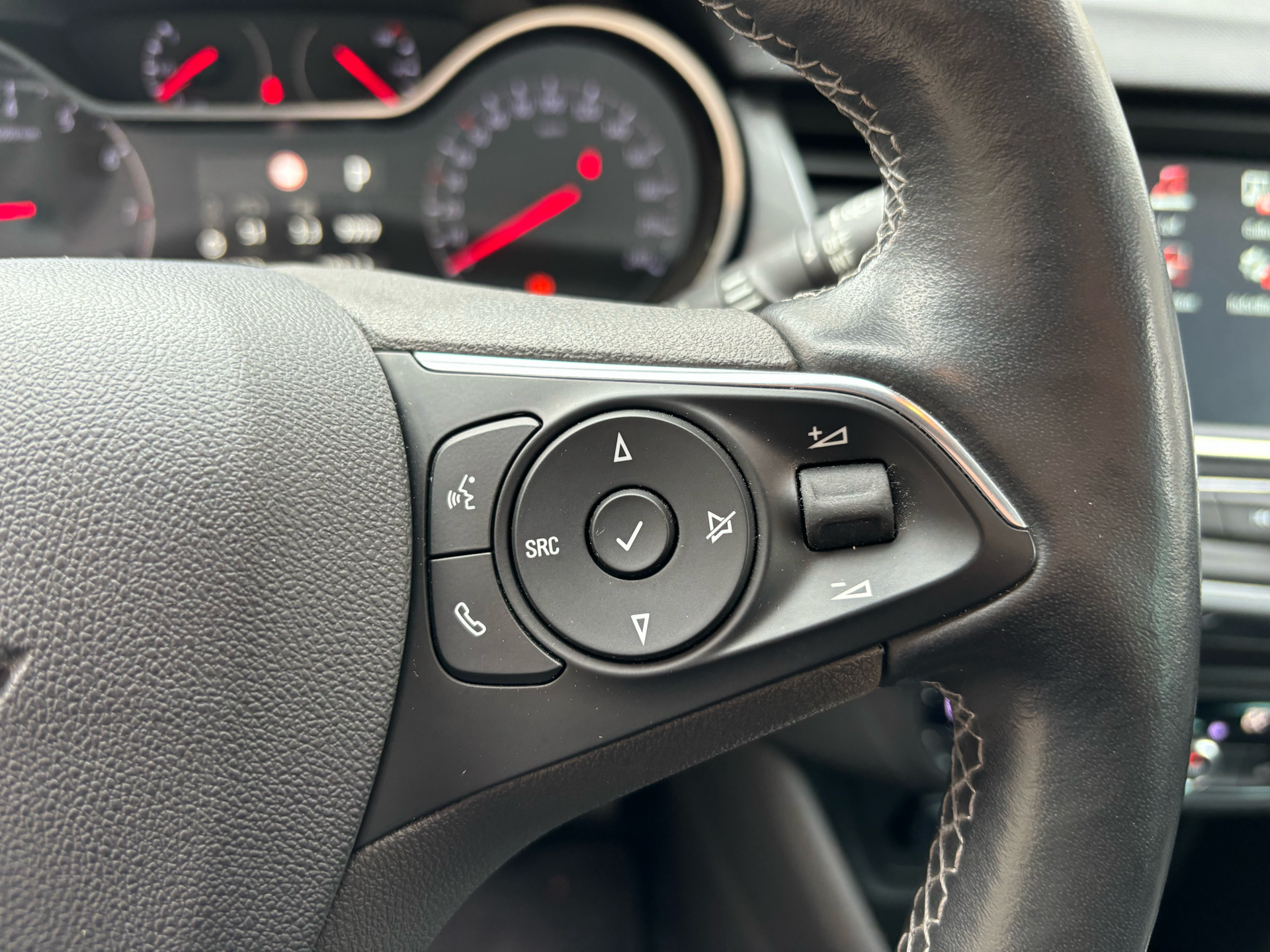 Billede af Opel Crossland 1,2 T Ultimate 130HK 5d 6g Aut.