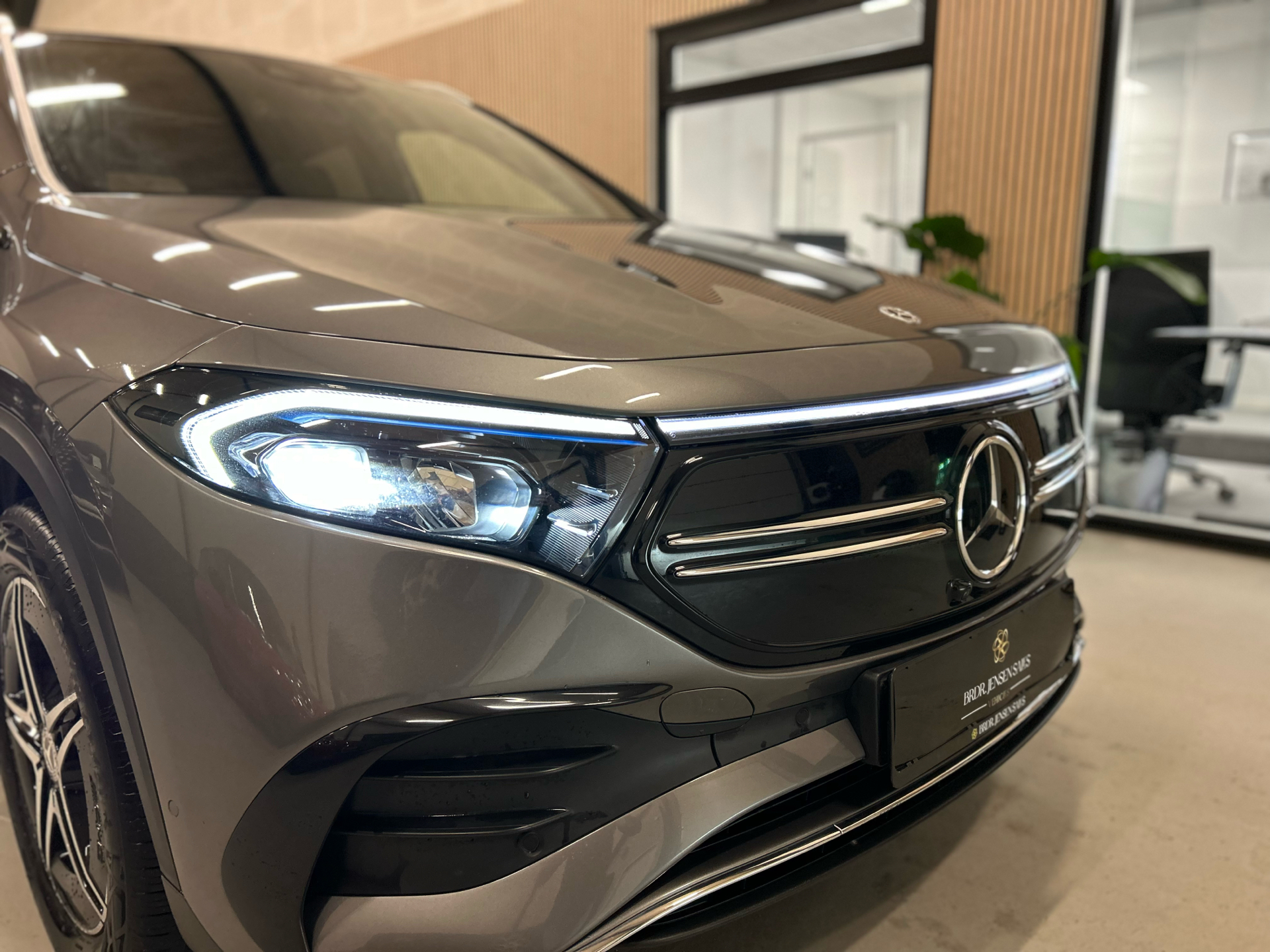 Billede af Mercedes-Benz EQA 250 EL AMG Line 190HK 5d Aut.