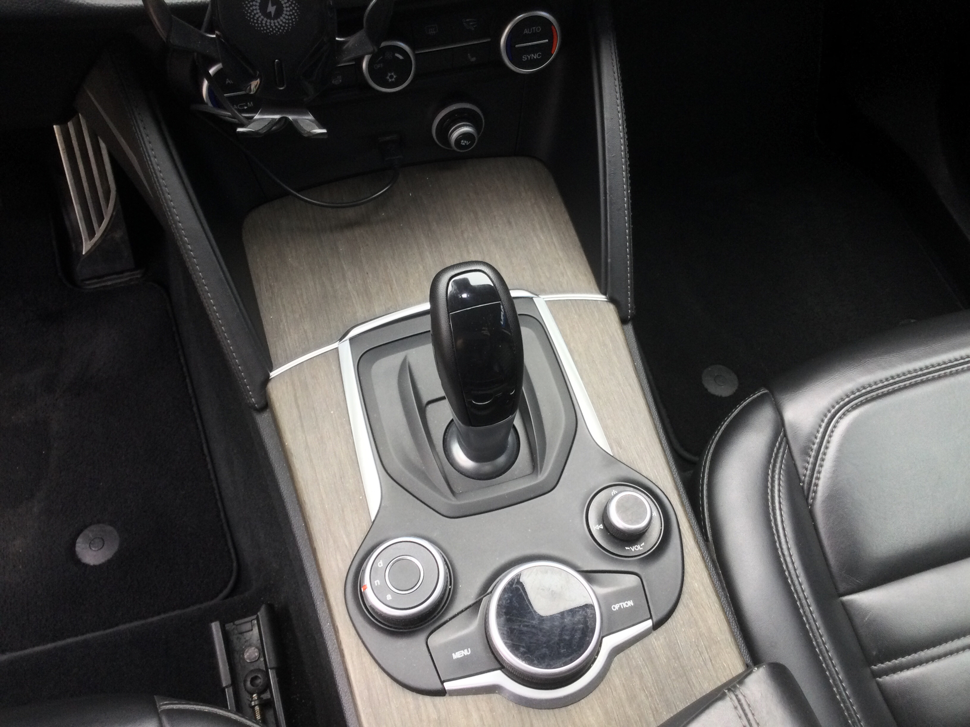 Billede af Alfa Romeo Stelvio 2,0 TB First Edition Q4 280HK 5d 8g Aut.
