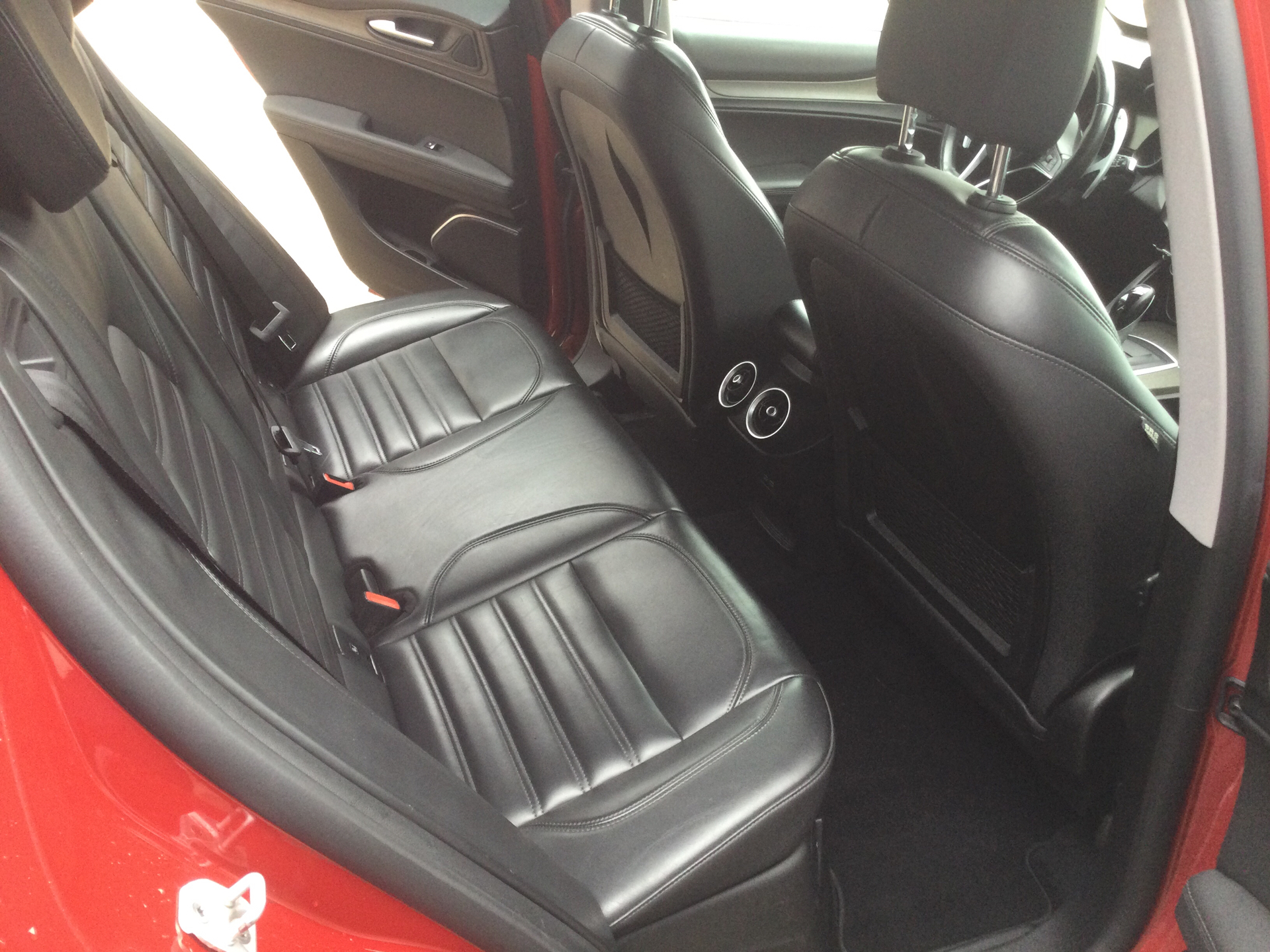 Billede af Alfa Romeo Stelvio 2,0 TB First Edition Q4 280HK 5d 8g Aut.