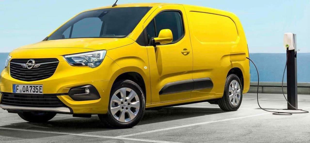 Billede af Opel Combo-e L1V1 EL Innovation+ 136HK Van Aut.