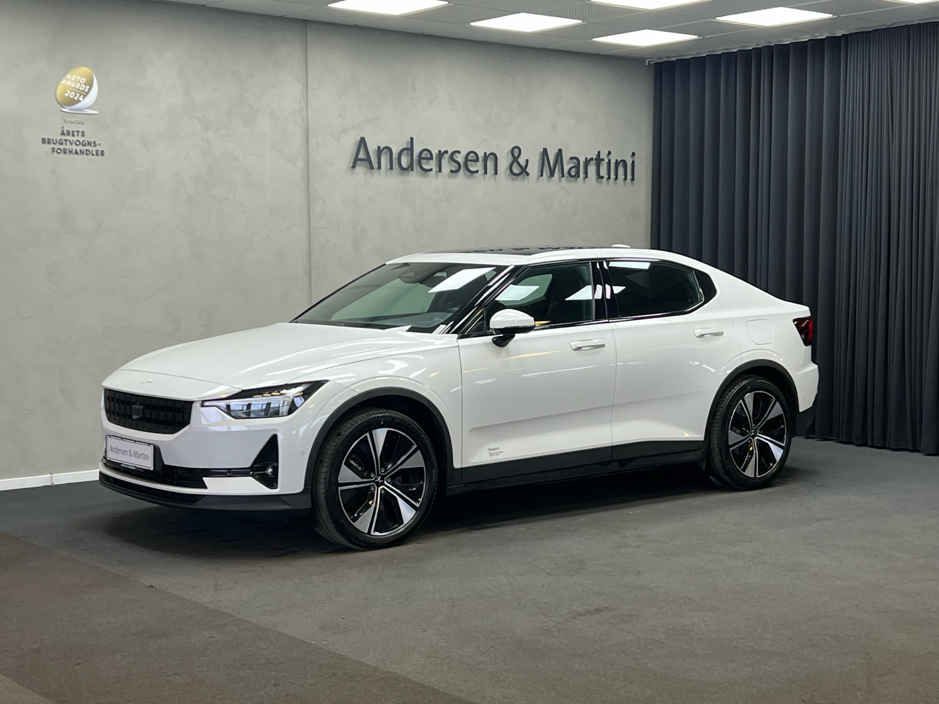 Billede af Polestar 2 EL Long range Single motor Plus 231HK 5d Aut.