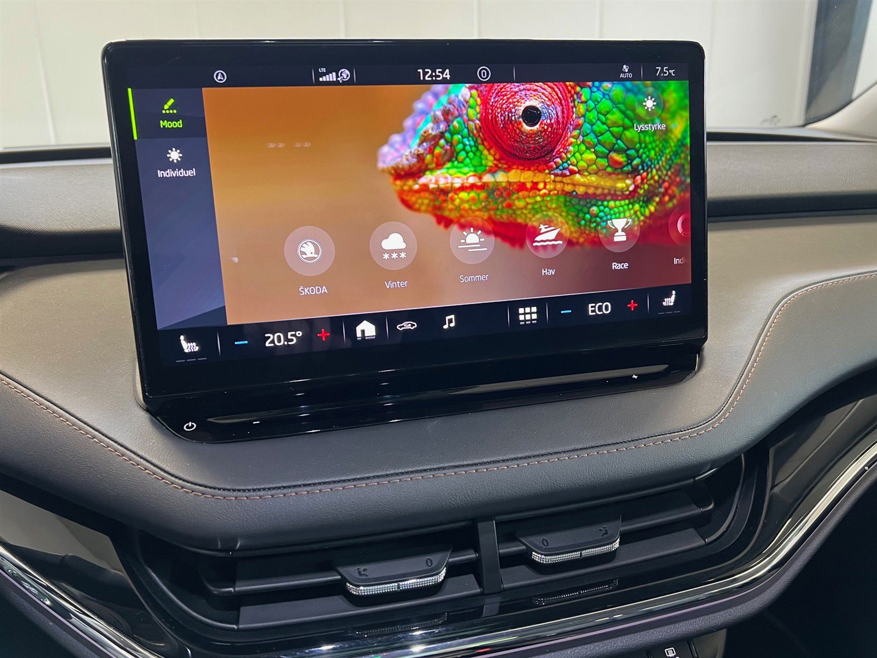 Billede af Skoda Enyaq iV 80 EL Selection Suite 204HK 5d Aut.
