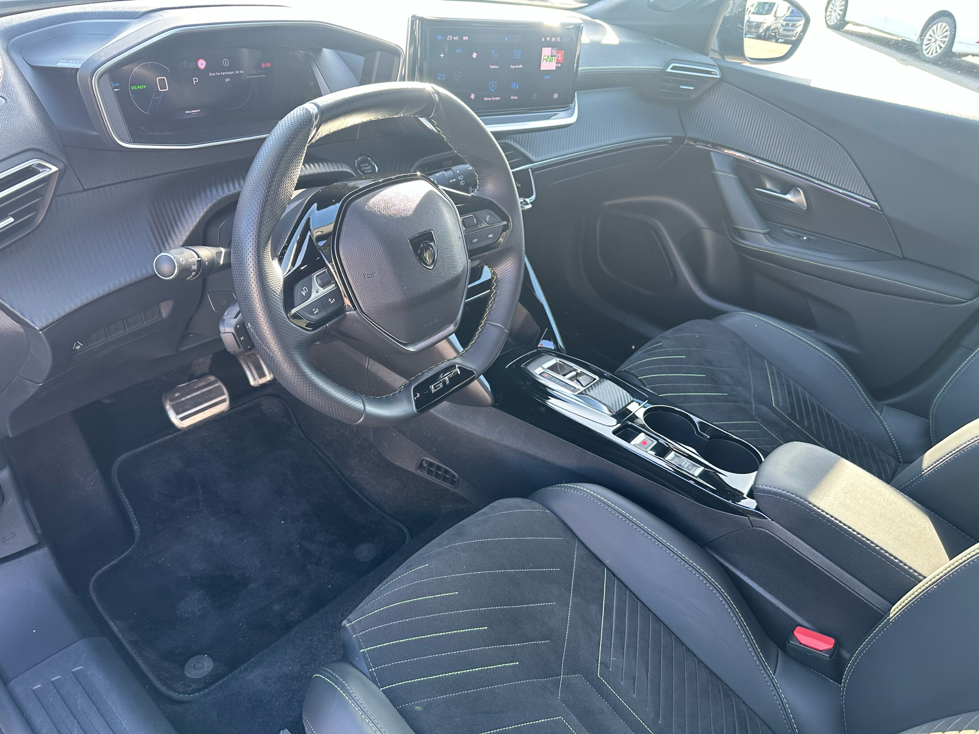 Billede af Peugeot e-2008 EL GT 156HK 5d Aut.