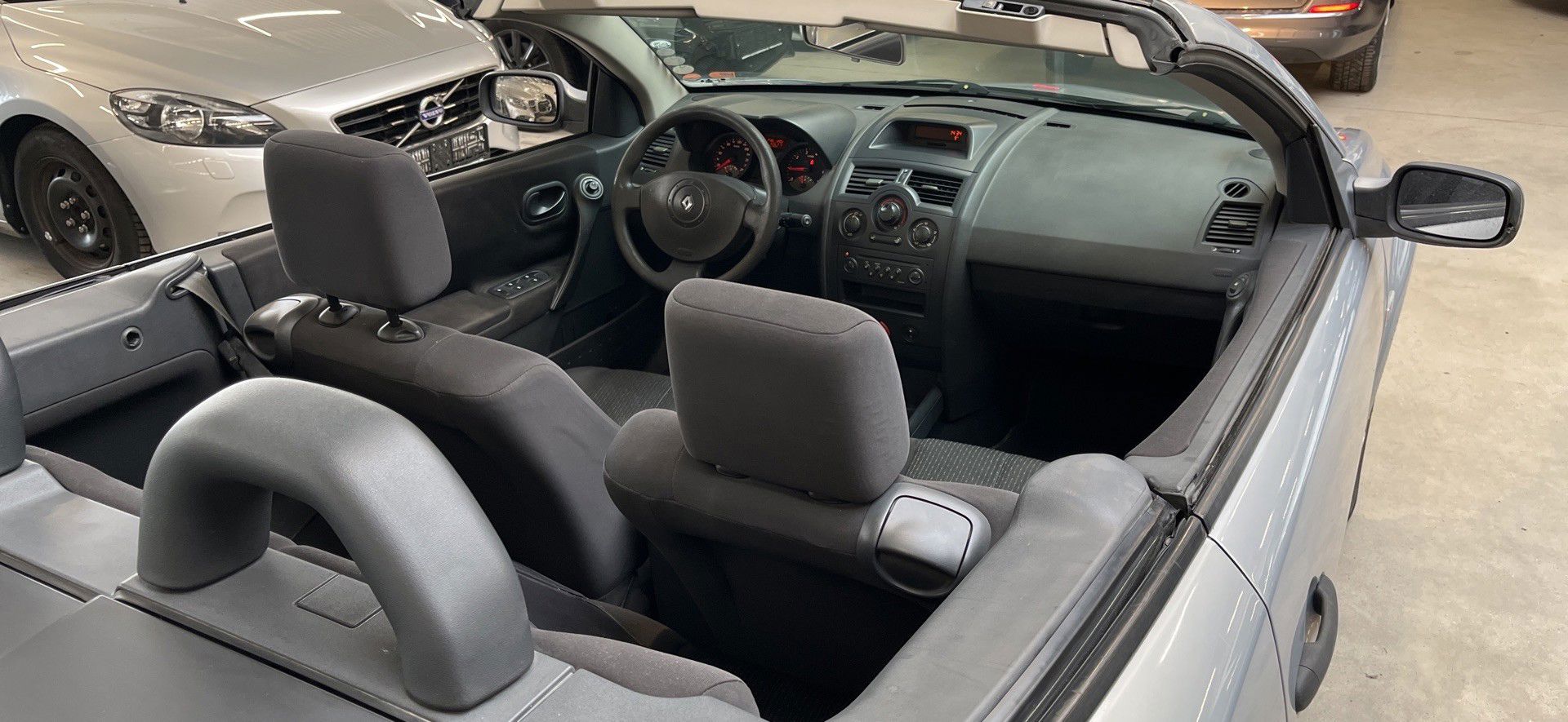Billede af Renault Mégane 1,6 16V Comfort Authentique 115HK Cabr.