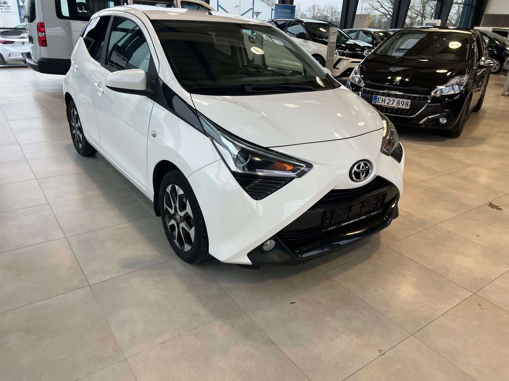 Billede af Toyota Aygo 1,0 VVT-I X-Cellence + Connect 72HK 5d
