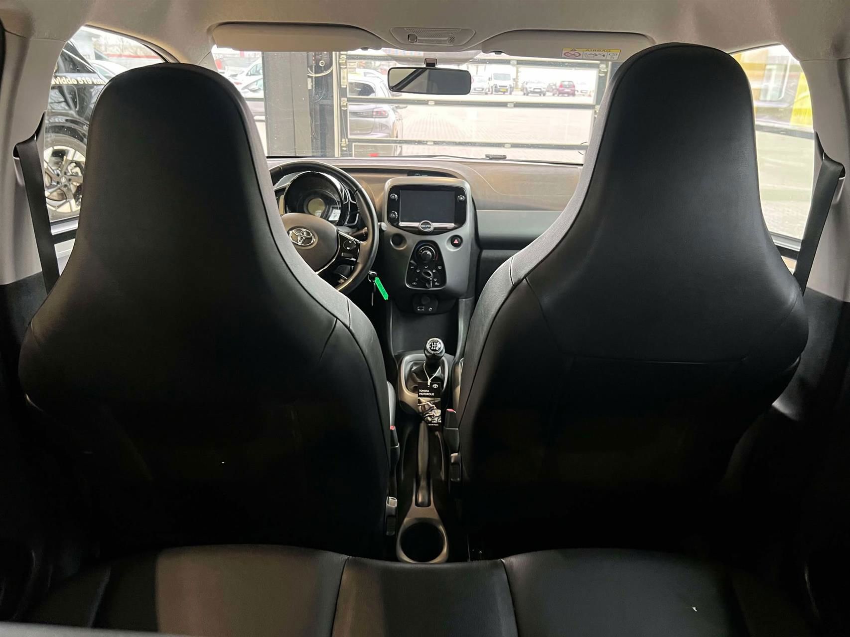 Billede af Toyota Aygo 1,0 VVT-I X-Cellence + Connect 72HK 5d