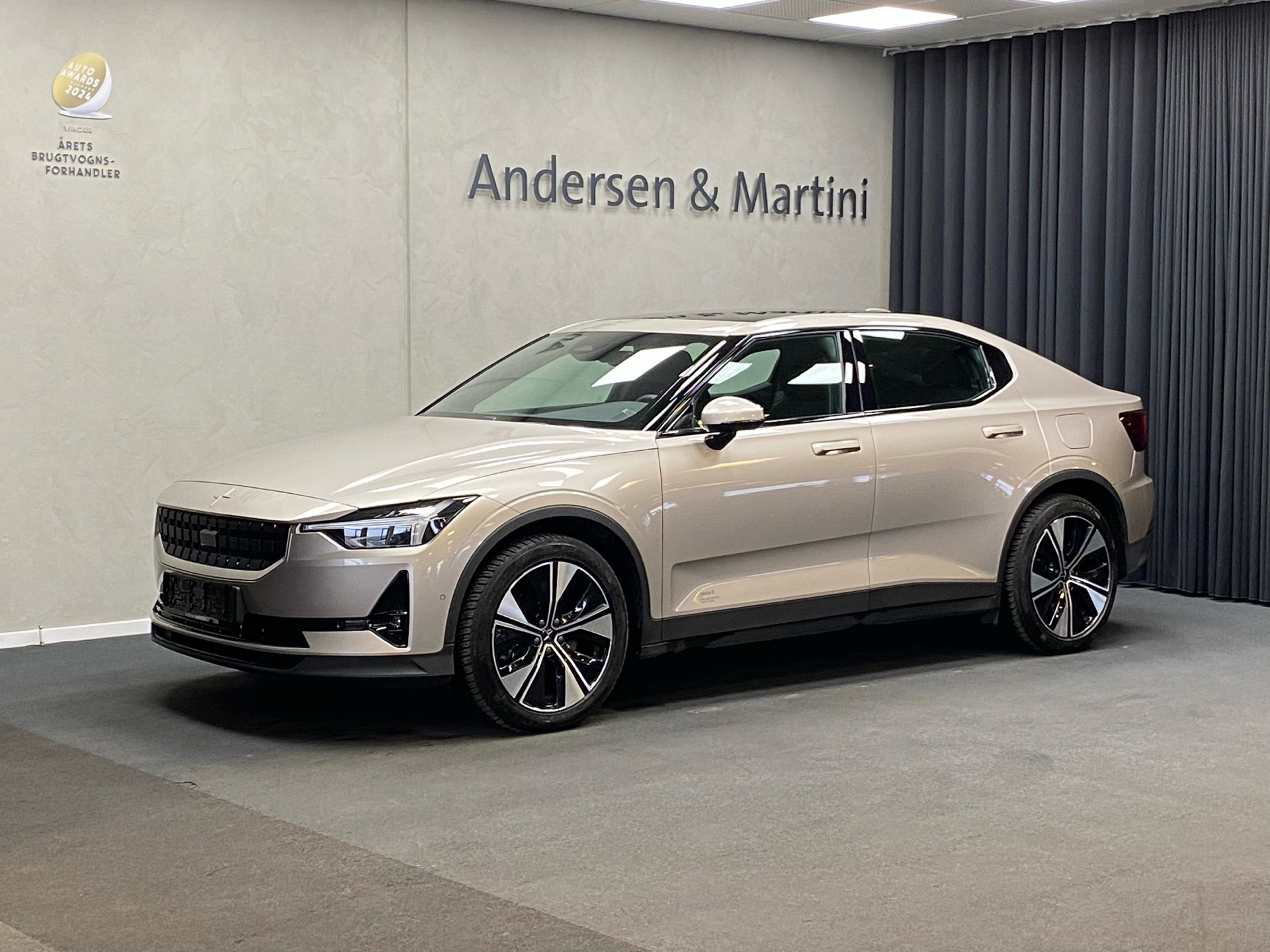 Billede af Polestar 2 EL Long Range Pilot Lite + Plus + Anhængertræk AWD 408HK 5d Aut. 