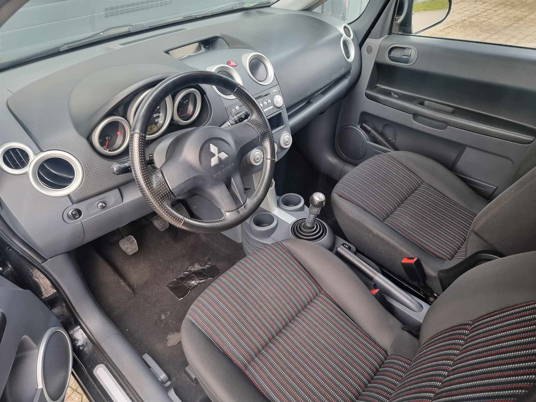 Billede af Mitsubishi Colt 1,3 Cash 95HK 5d