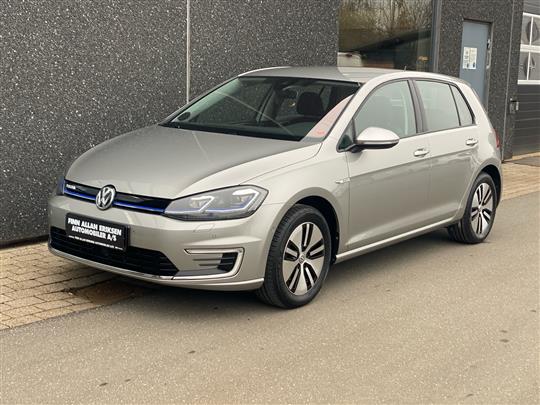 VW Golf EL 136HK 5d Aut.