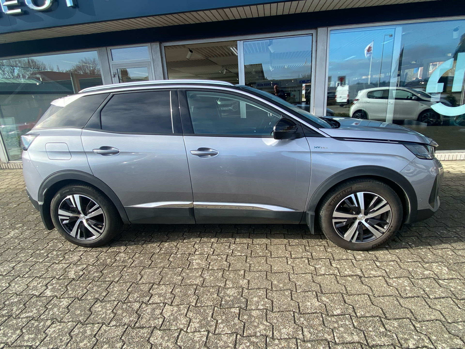 Billede af Peugeot 3008 1,6 PureTech  Plugin-hybrid Allure Pack EAT8 225HK 5d 8g Aut.