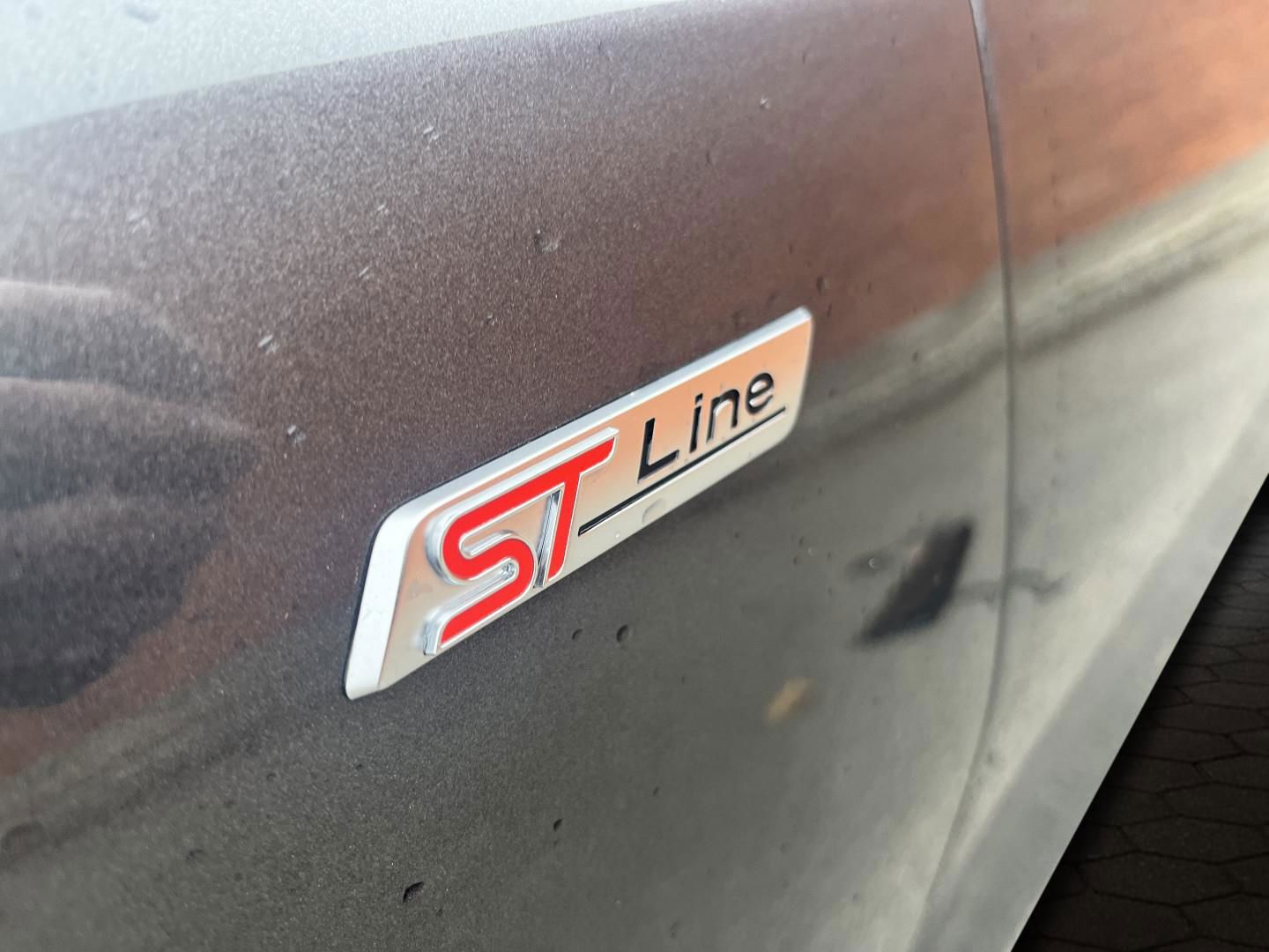 Billede af Ford Focus 1,0 EcoBoost Hybrid ST-Line X DCT 155HK Stc 7g Aut.