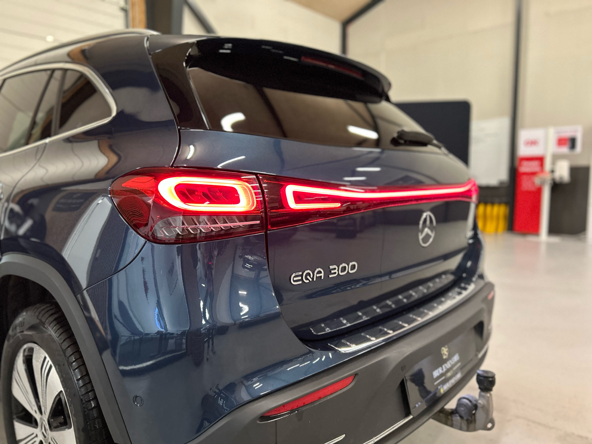 Billede af Mercedes-Benz EQA 300 EL Progressive 4Matic 228HK 5d Aut.