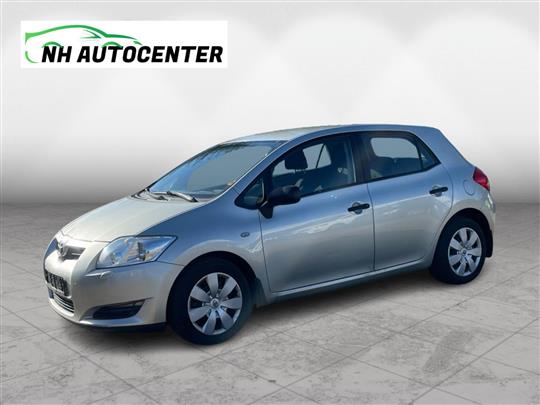 Toyota Auris 1,4 VVT-I Linea Luna 97HK 5d