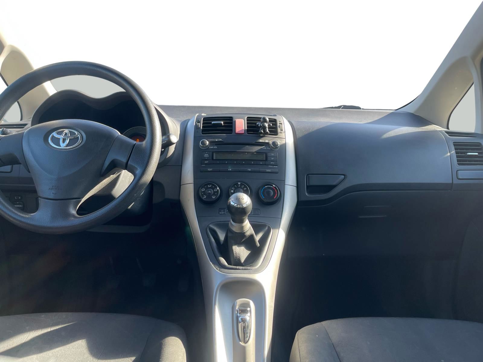 Billede af Toyota Auris 1,4 VVT-I Linea Luna 97HK 5d