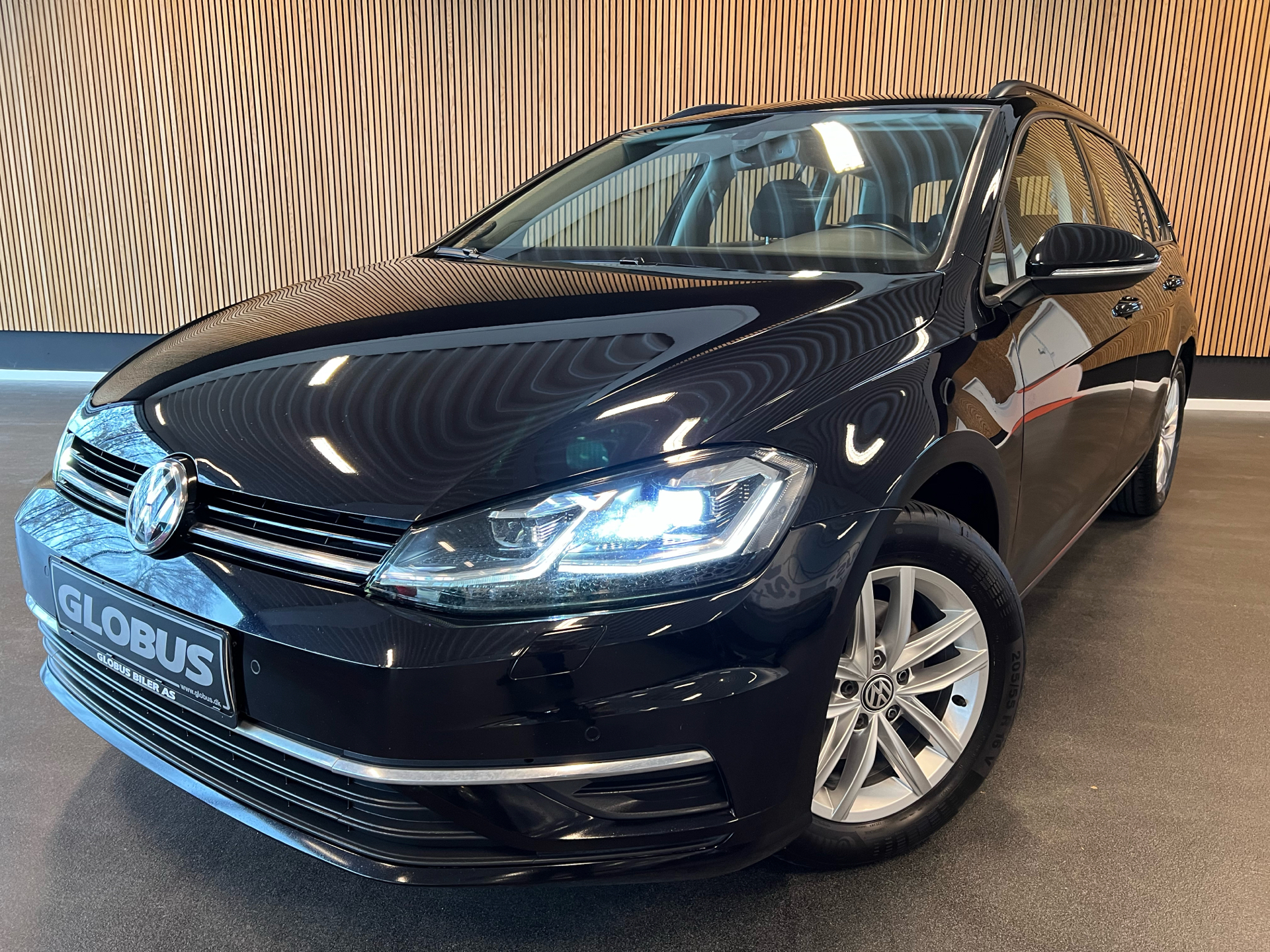 Billede af VW Golf Variant 1,6 TDI SCR Comfortline Connect 115HK Stc