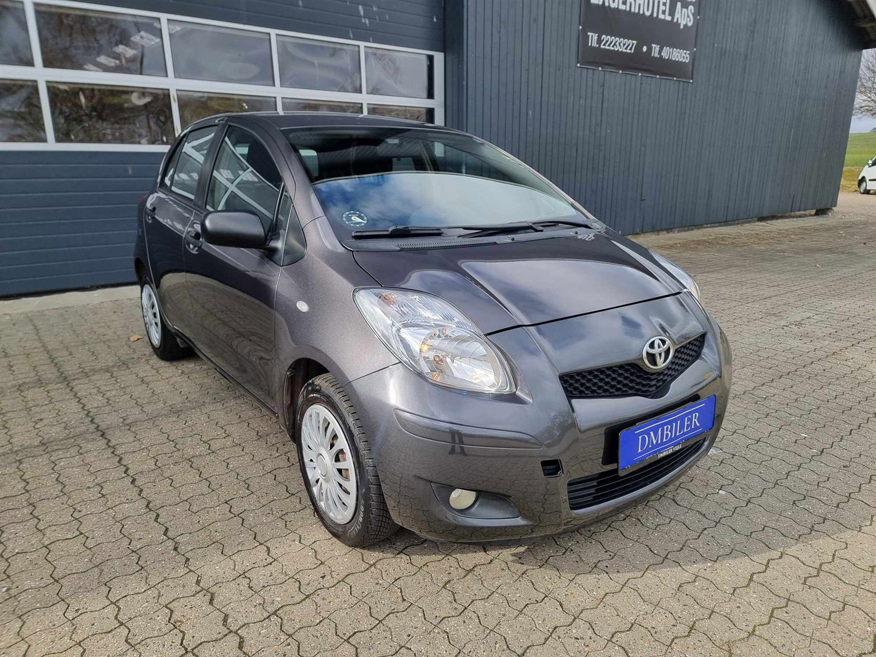 Billede af Toyota Yaris 1,0 VVT-I T1 69HK 5d