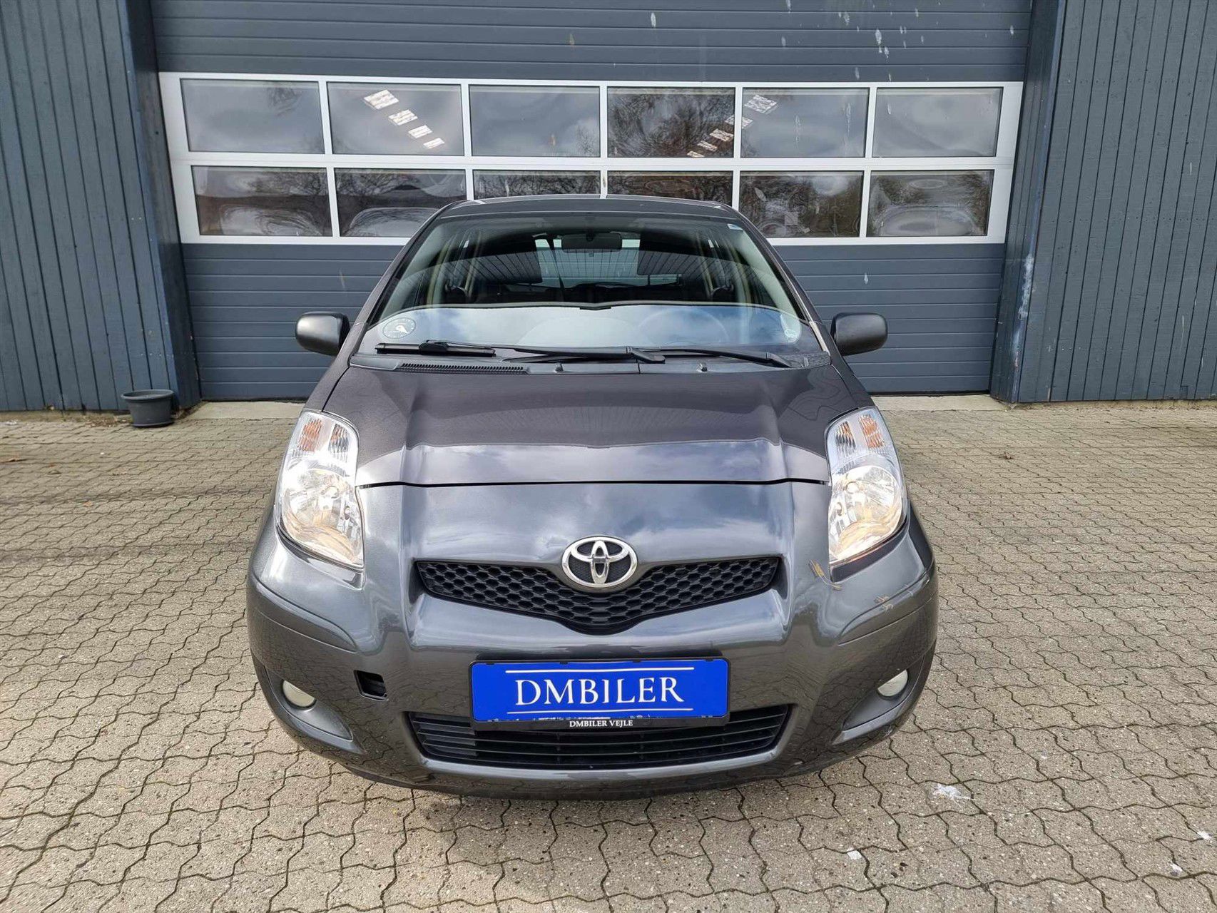 Billede af Toyota Yaris 1,0 VVT-I T1 69HK 5d