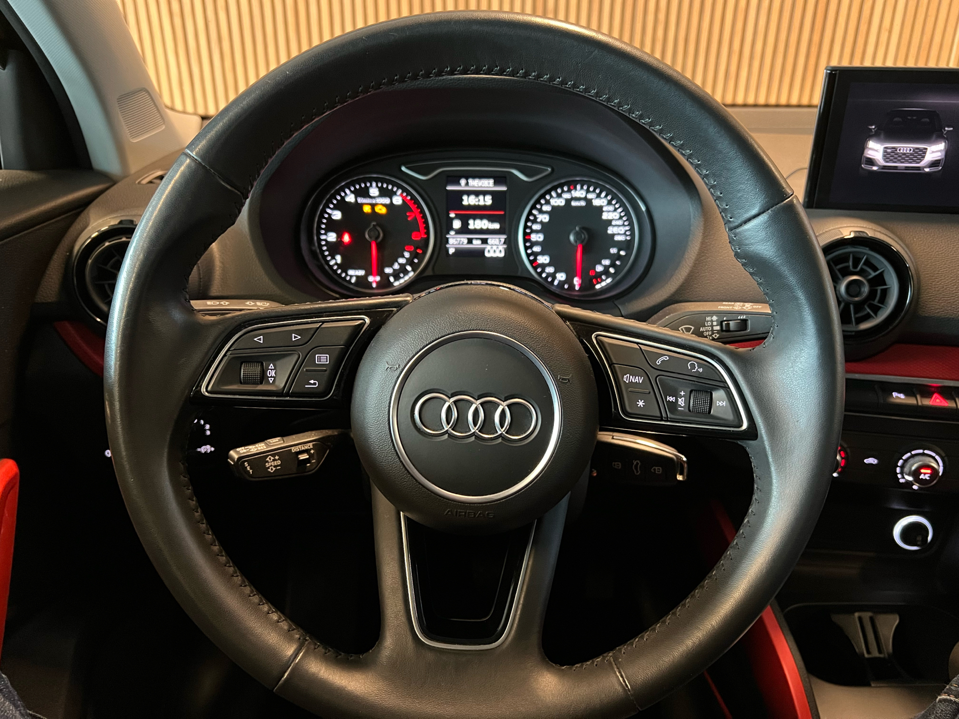 Billede af Audi Q2 1,4 TFSI Sport S Tronic 150HK 5d 7g Aut.