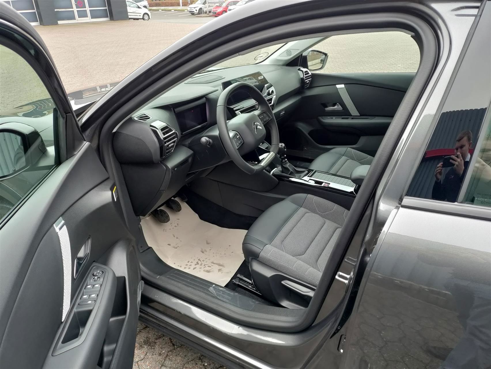 Billede af Citroën C4 1,2 PureTech VTR Sport 130HK 5d