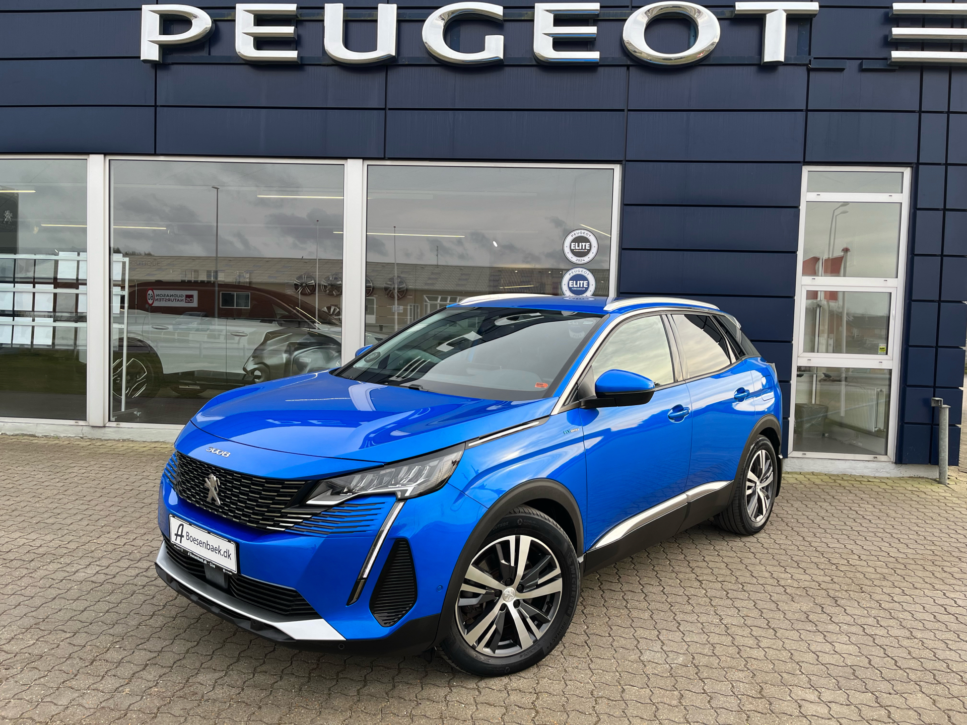 Billede af Peugeot 3008 1,6 PureTech  Plugin-hybrid Allure Pack EAT8 225HK 5d 8g Aut.