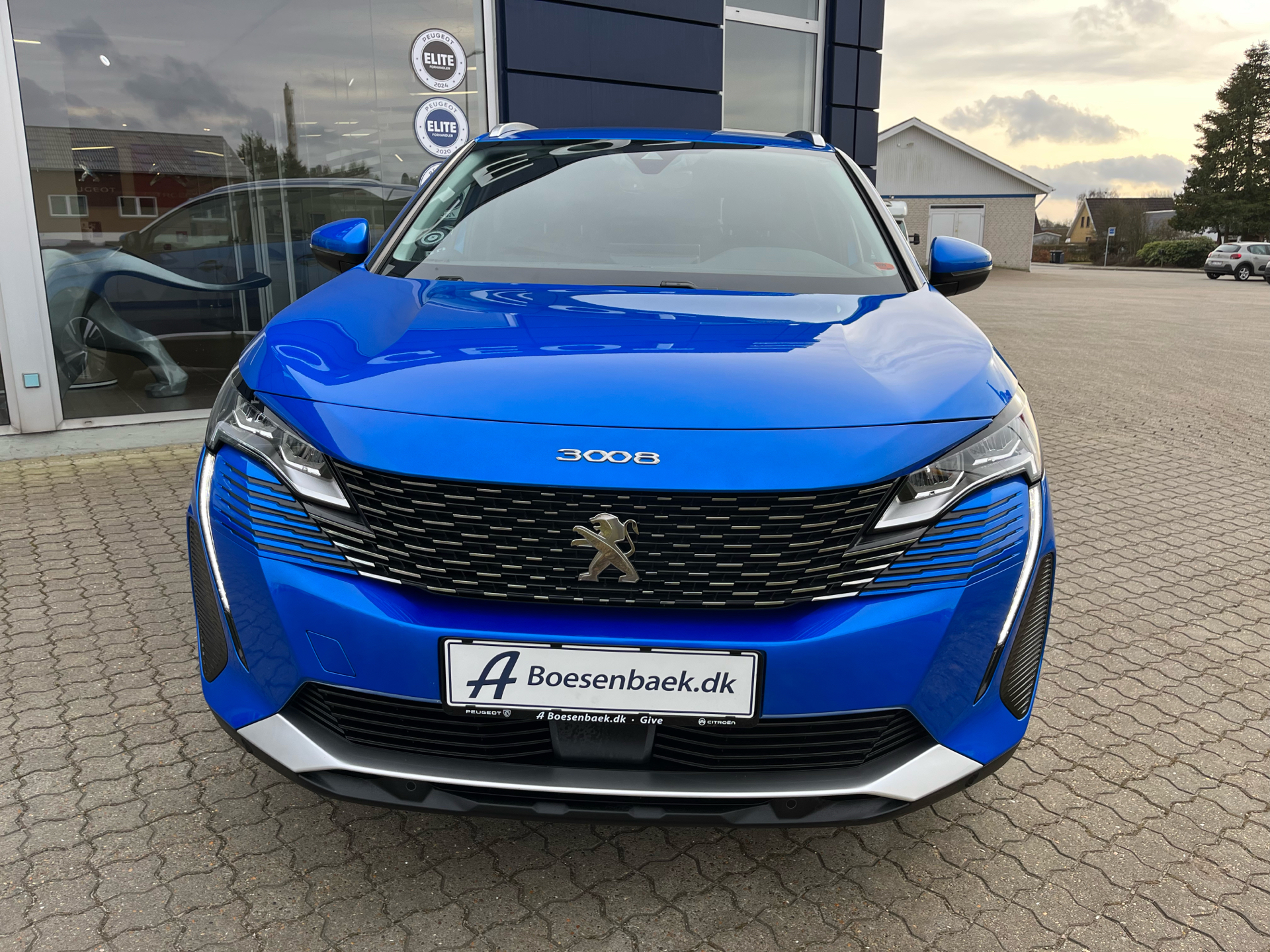 Billede af Peugeot 3008 1,6 PureTech  Plugin-hybrid Allure Pack EAT8 225HK 5d 8g Aut.