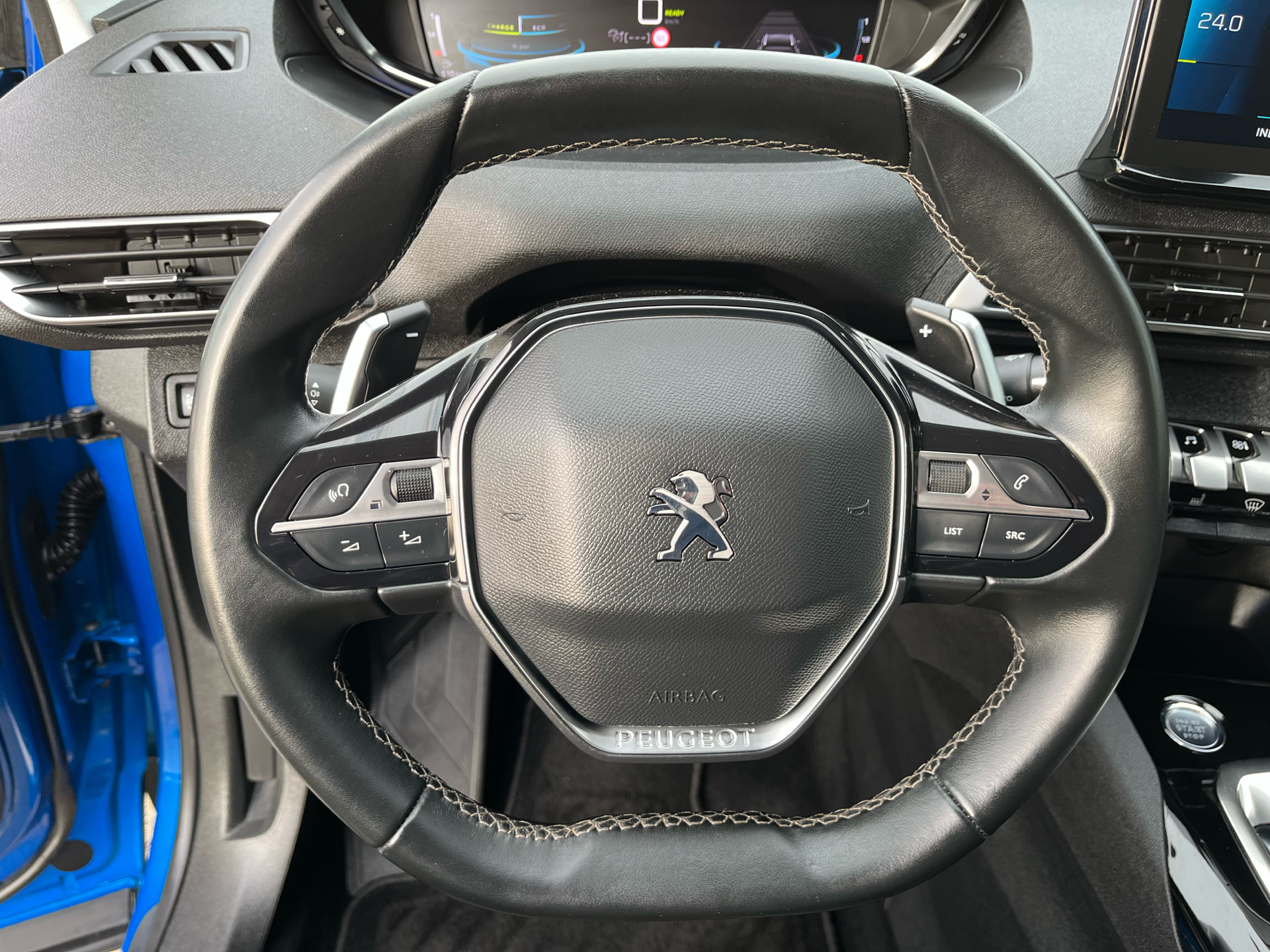 Billede af Peugeot 3008 1,6 PureTech  Plugin-hybrid Allure Pack EAT8 225HK 5d 8g Aut.