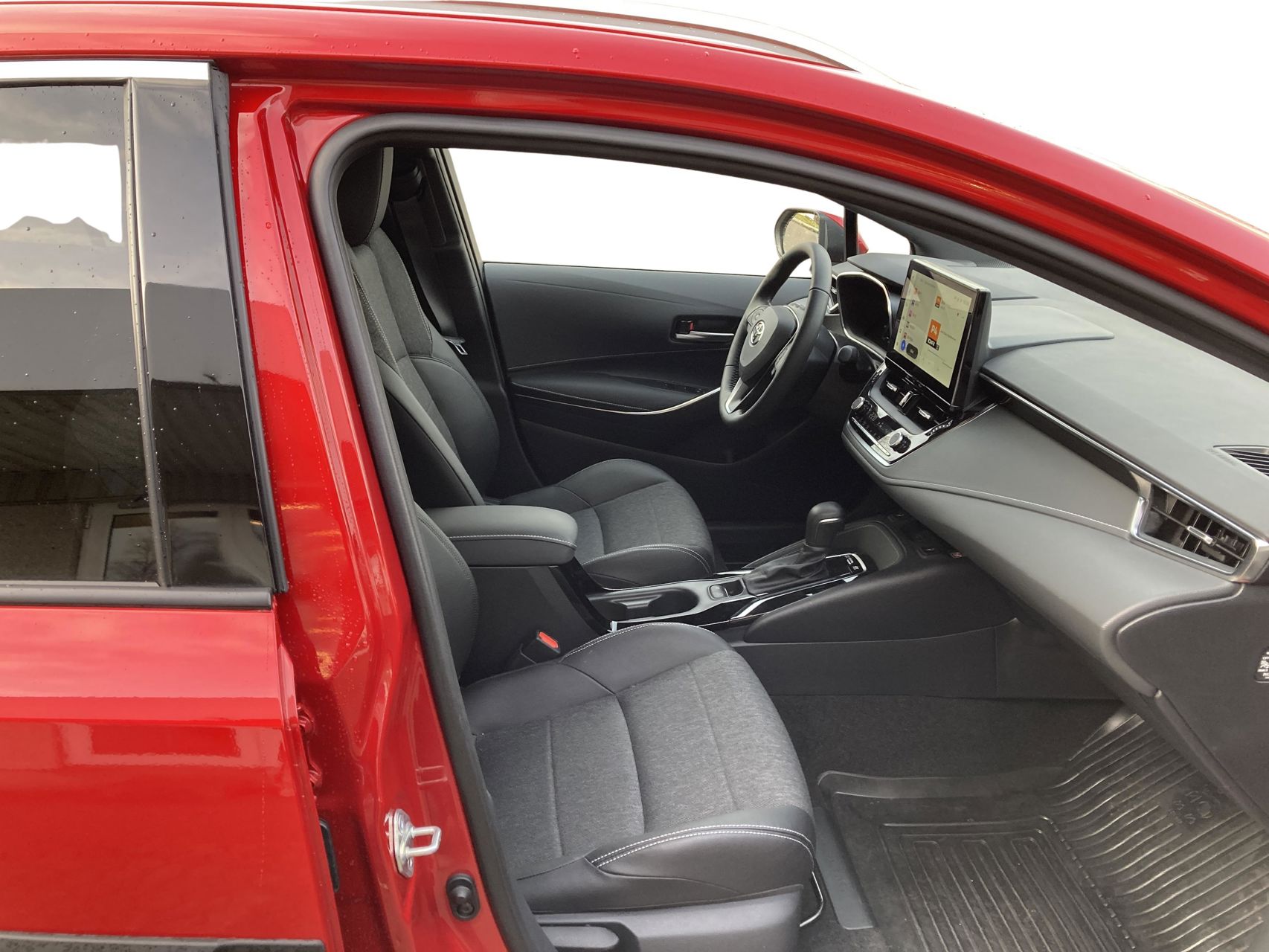 Billede af Toyota Corolla Touring Sports 1,8 Hybrid Style E-CVT 140HK Stc Trinl. Gear